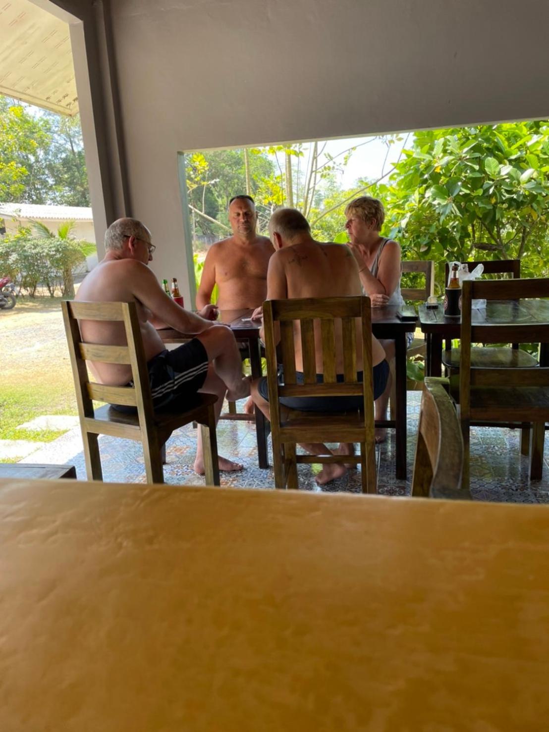 Suksompong Resort