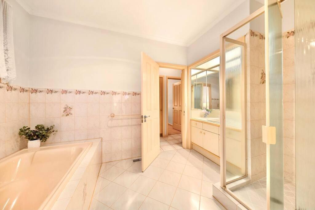 Charming 3BR Family Home In A Perfect Location