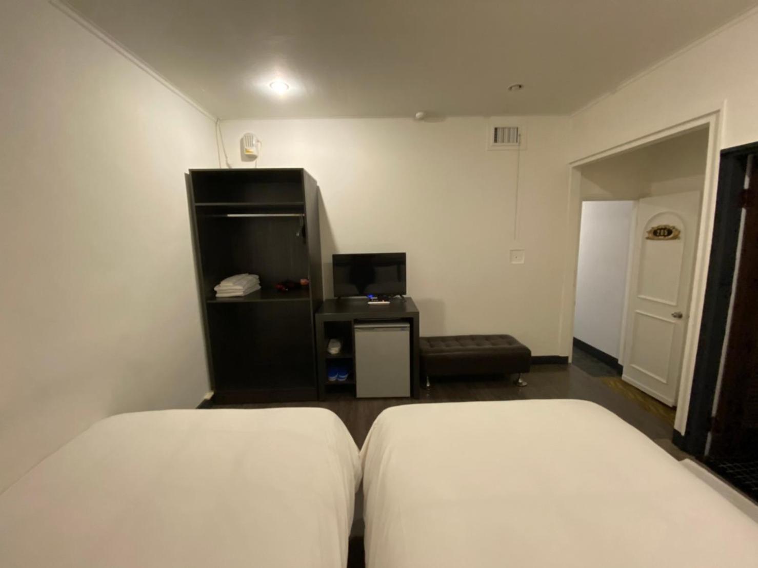 Queens Hotel
