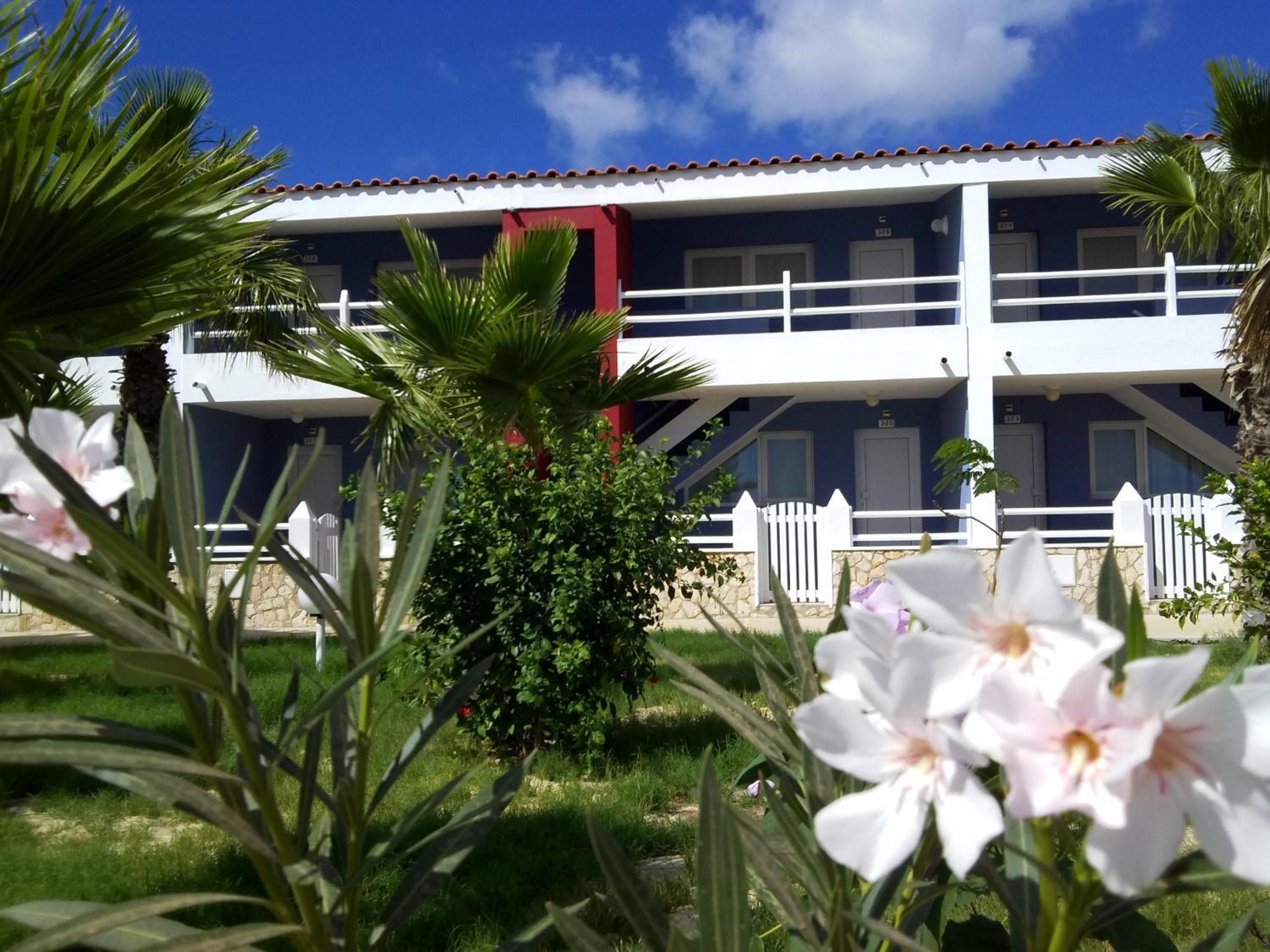 Murdeira Village
