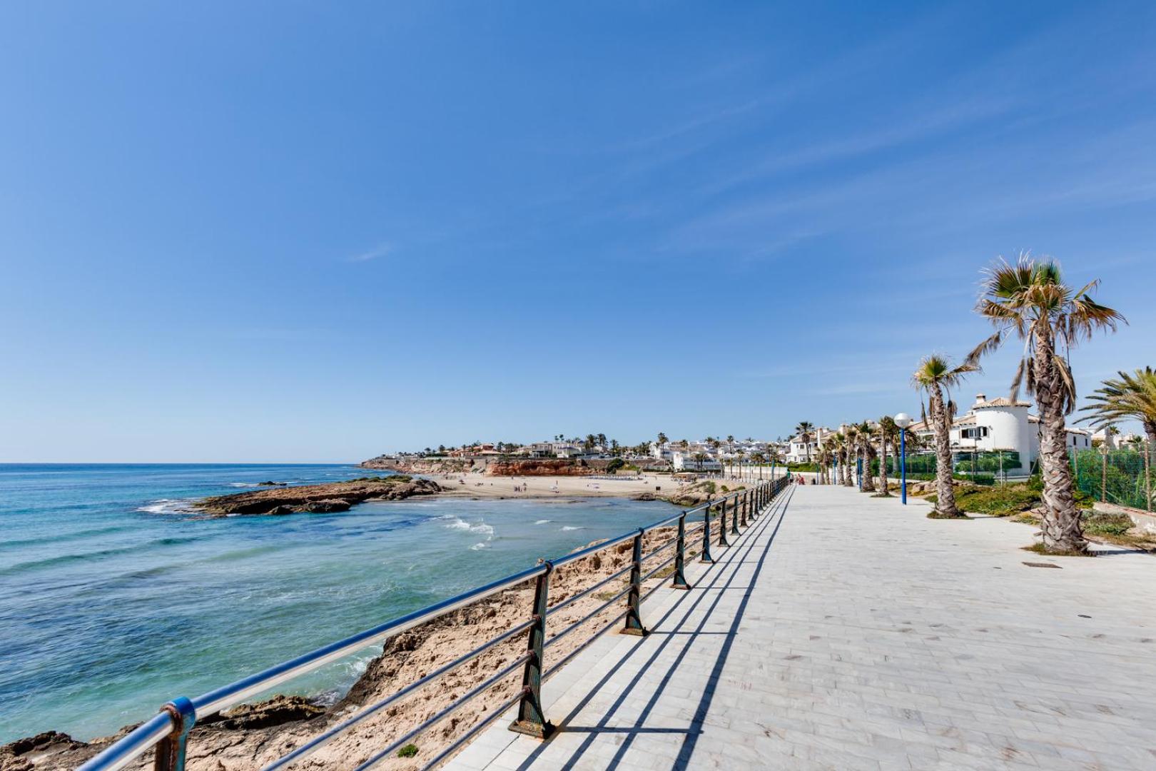High Tech Villa Navia SPAnien