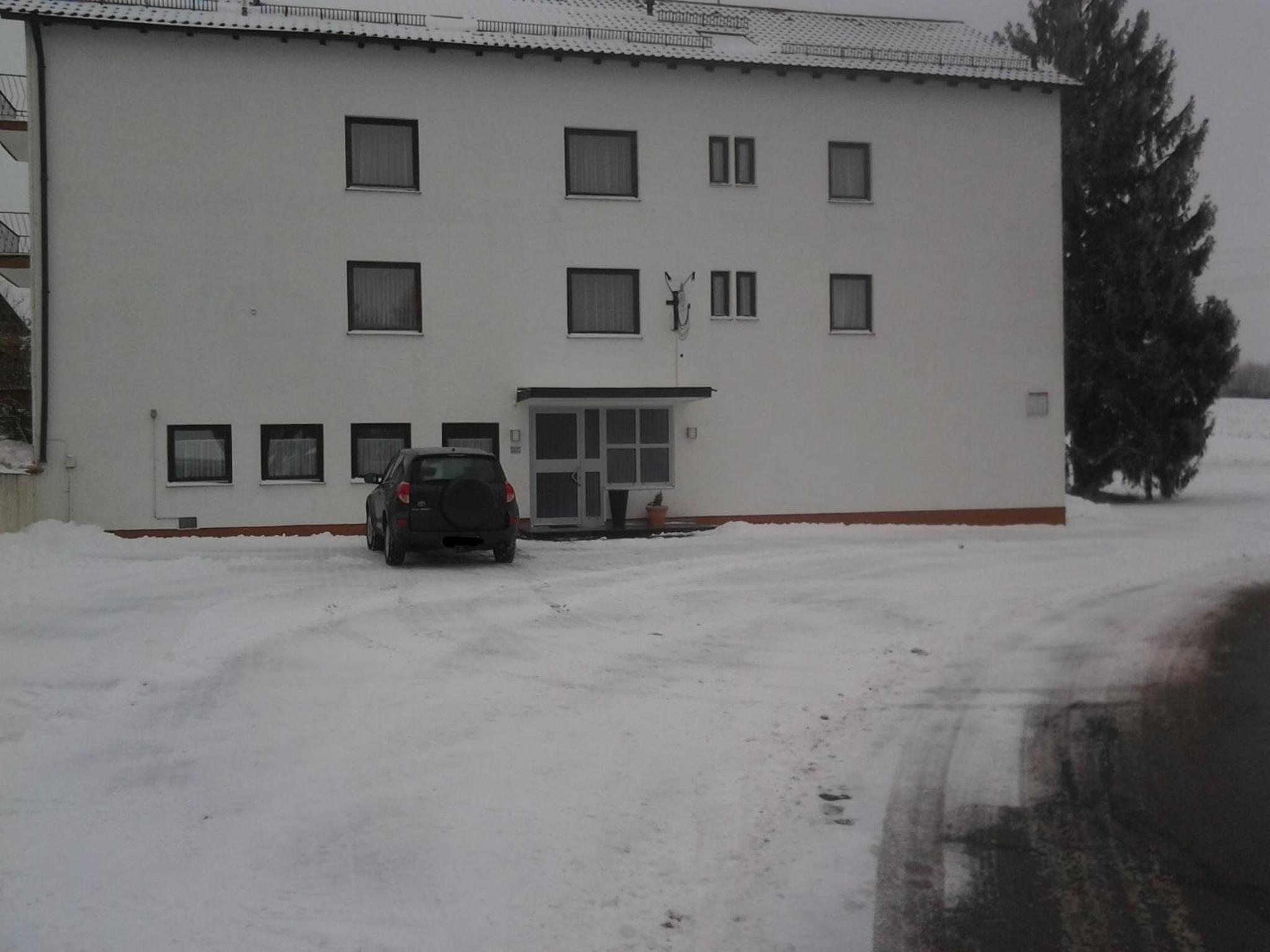 Photo 33