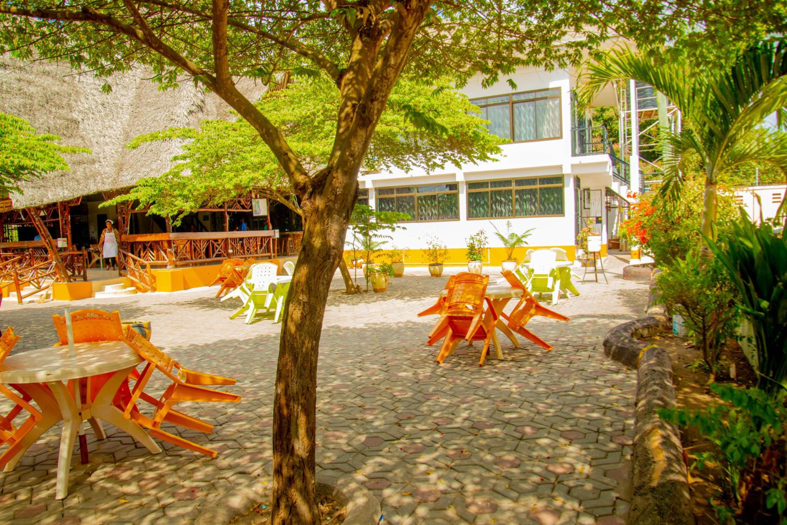 Flamingo Hotel Kinyerezi