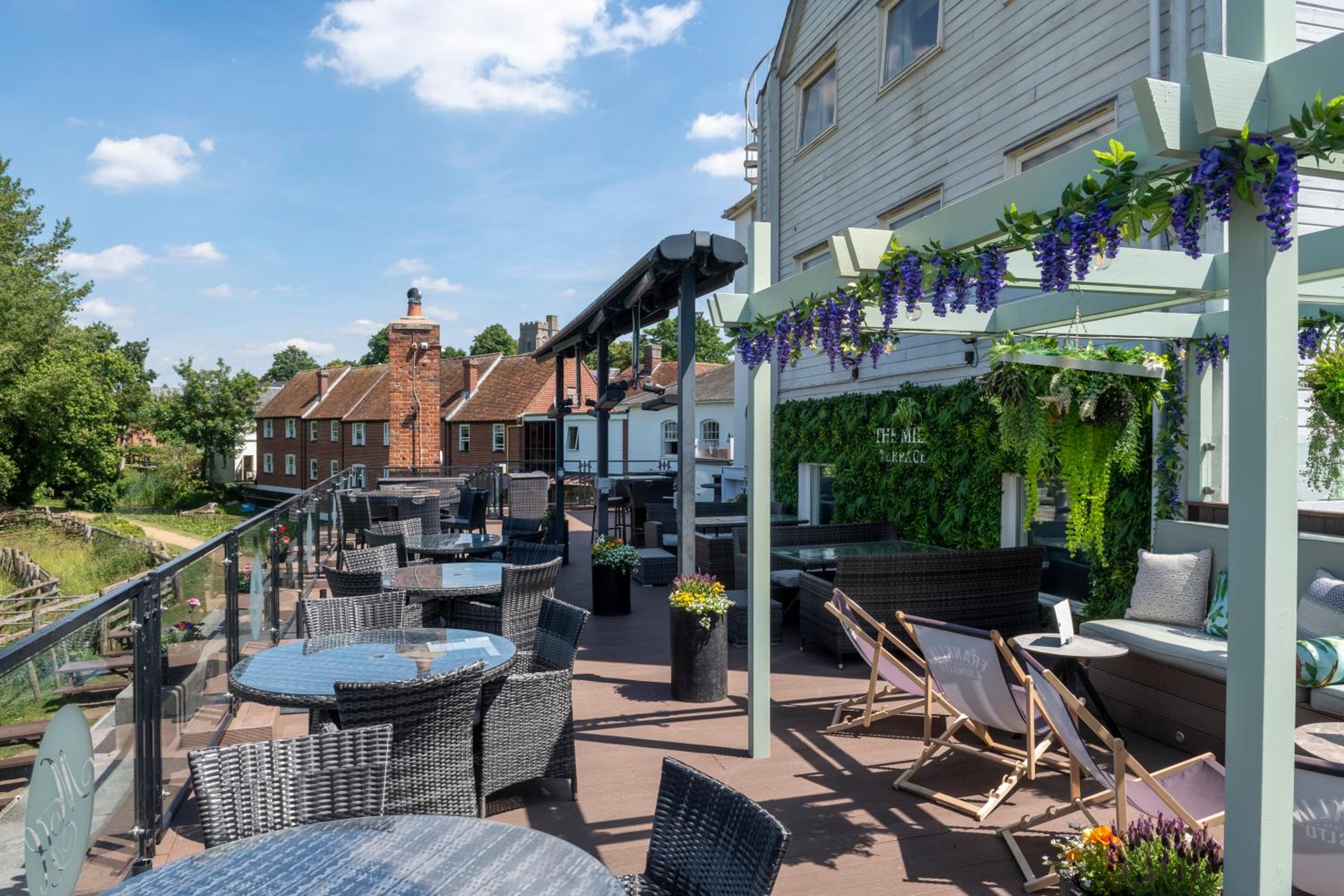 Sudbury Vacations - The Mill Hotel - Property Image 4
