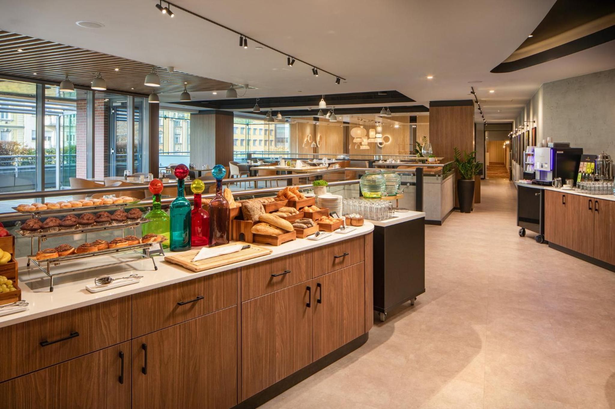 Crowne Plaza Budapest by IHG 40