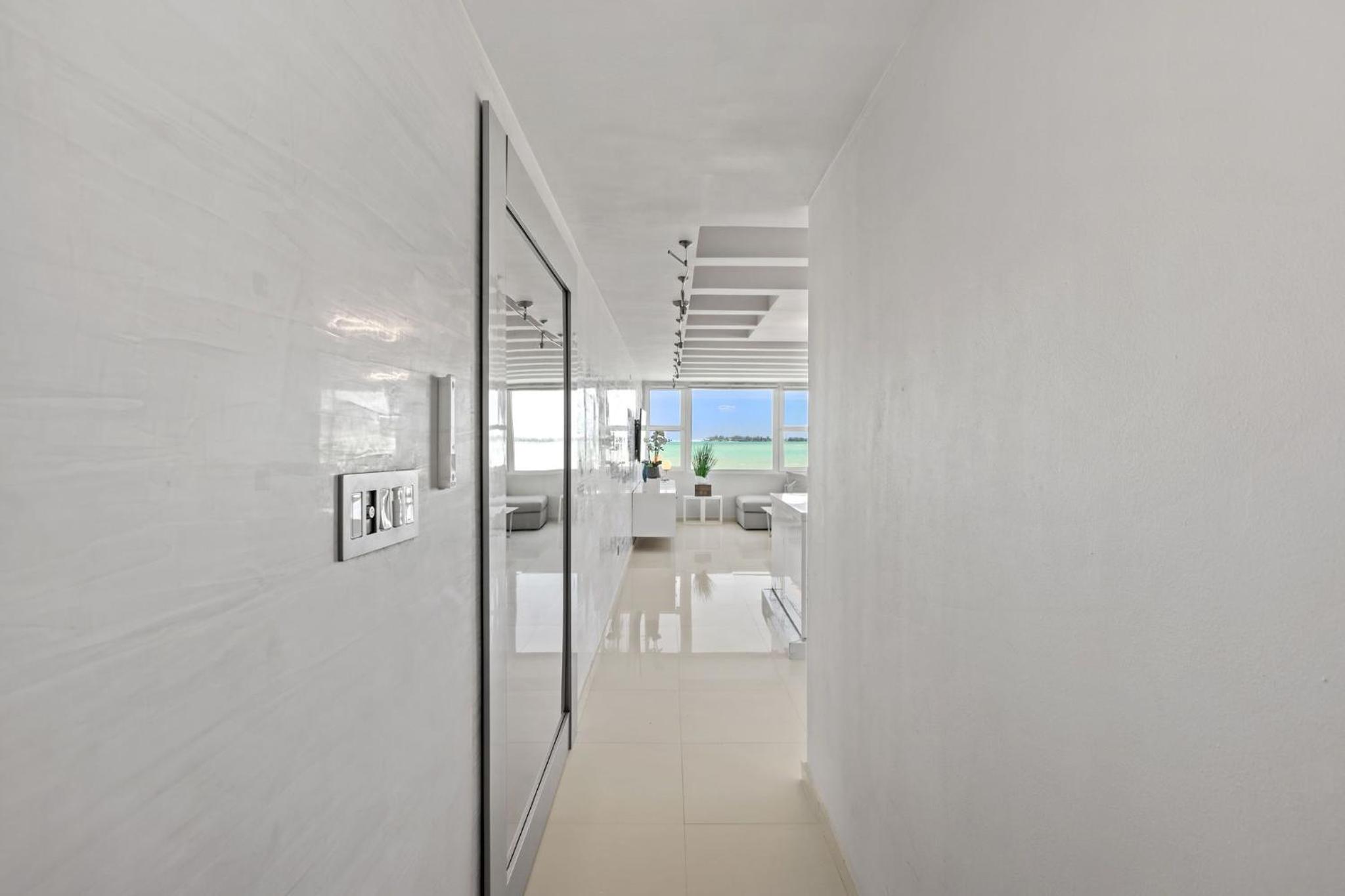 Amapola SeaSide Beach Front Apartment