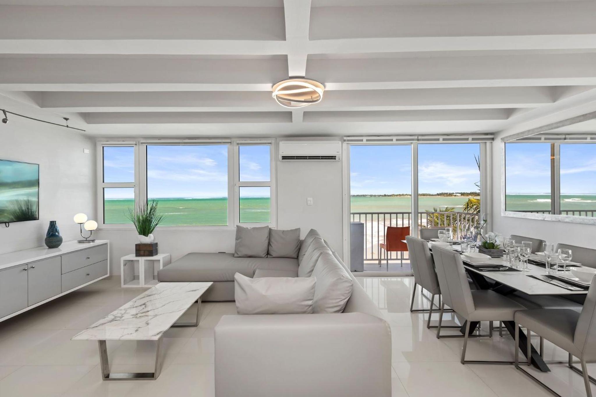 Amapola SeaSide Beach Front Apartment