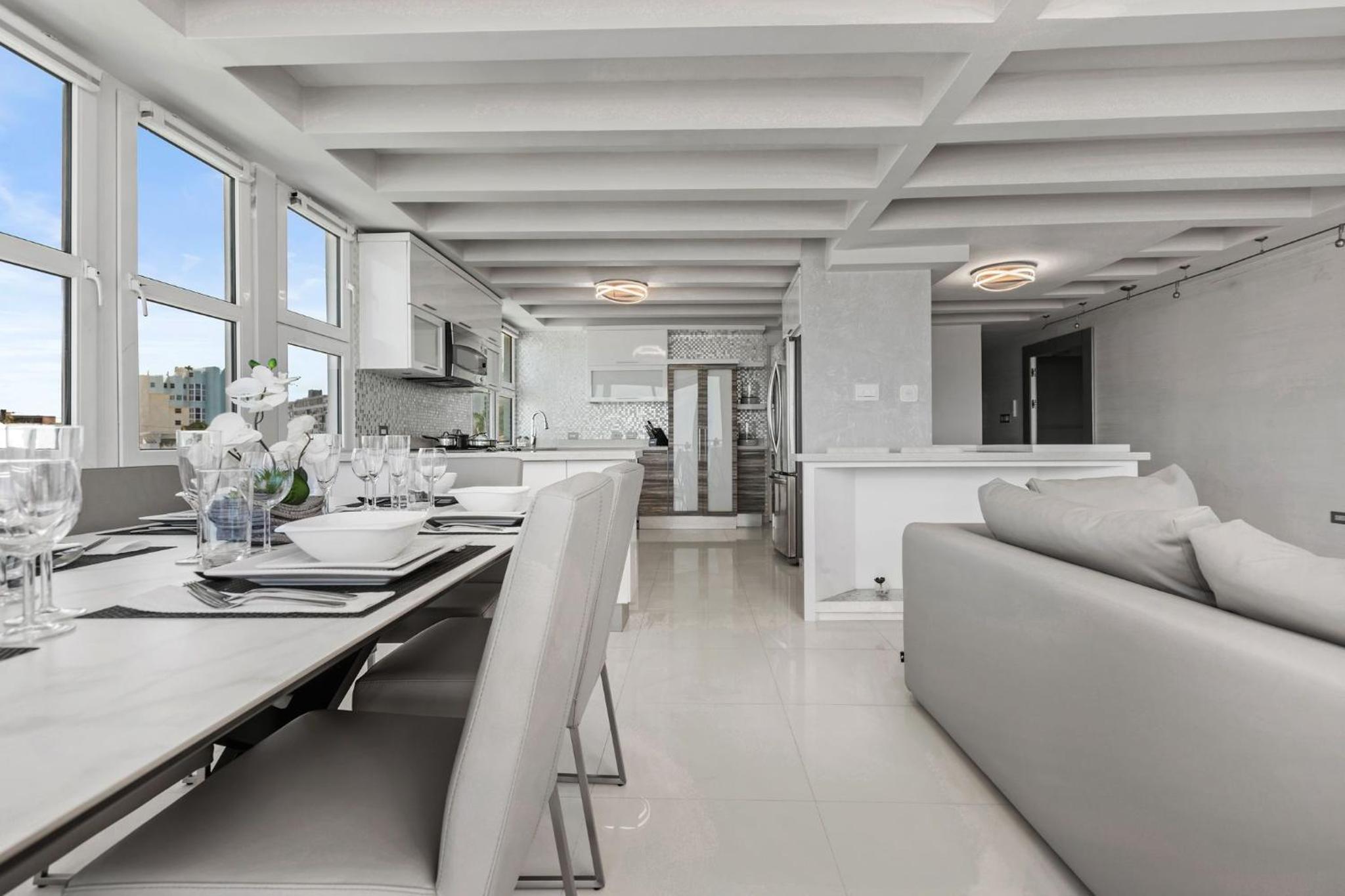 Amapola SeaSide Beach Front Apartment