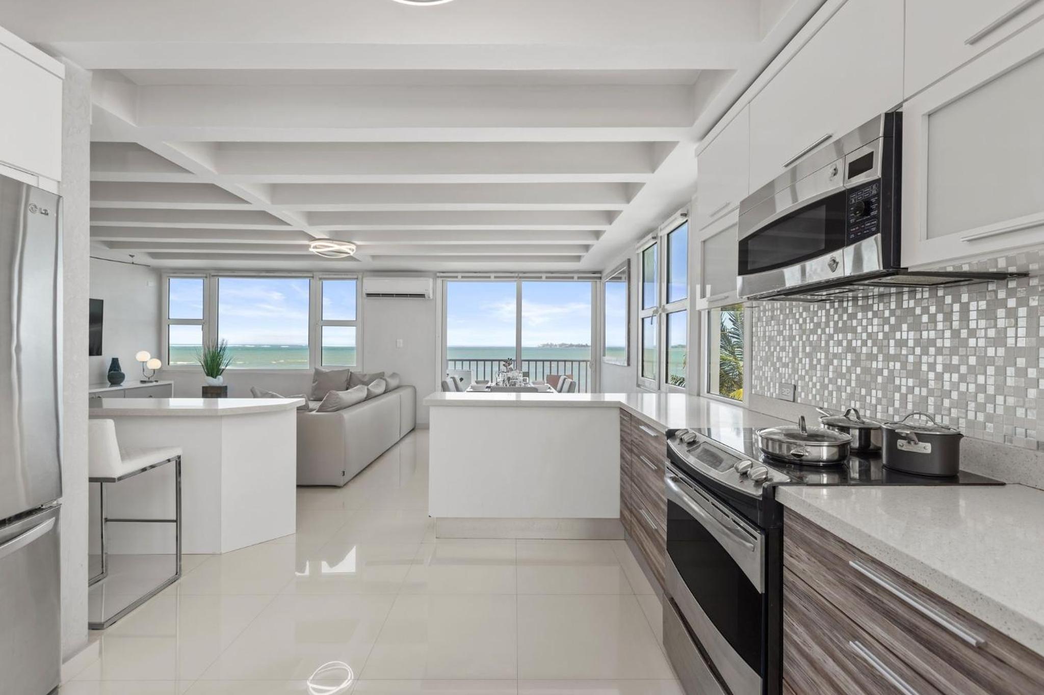 Amapola SeaSide Beach Front Apartment
