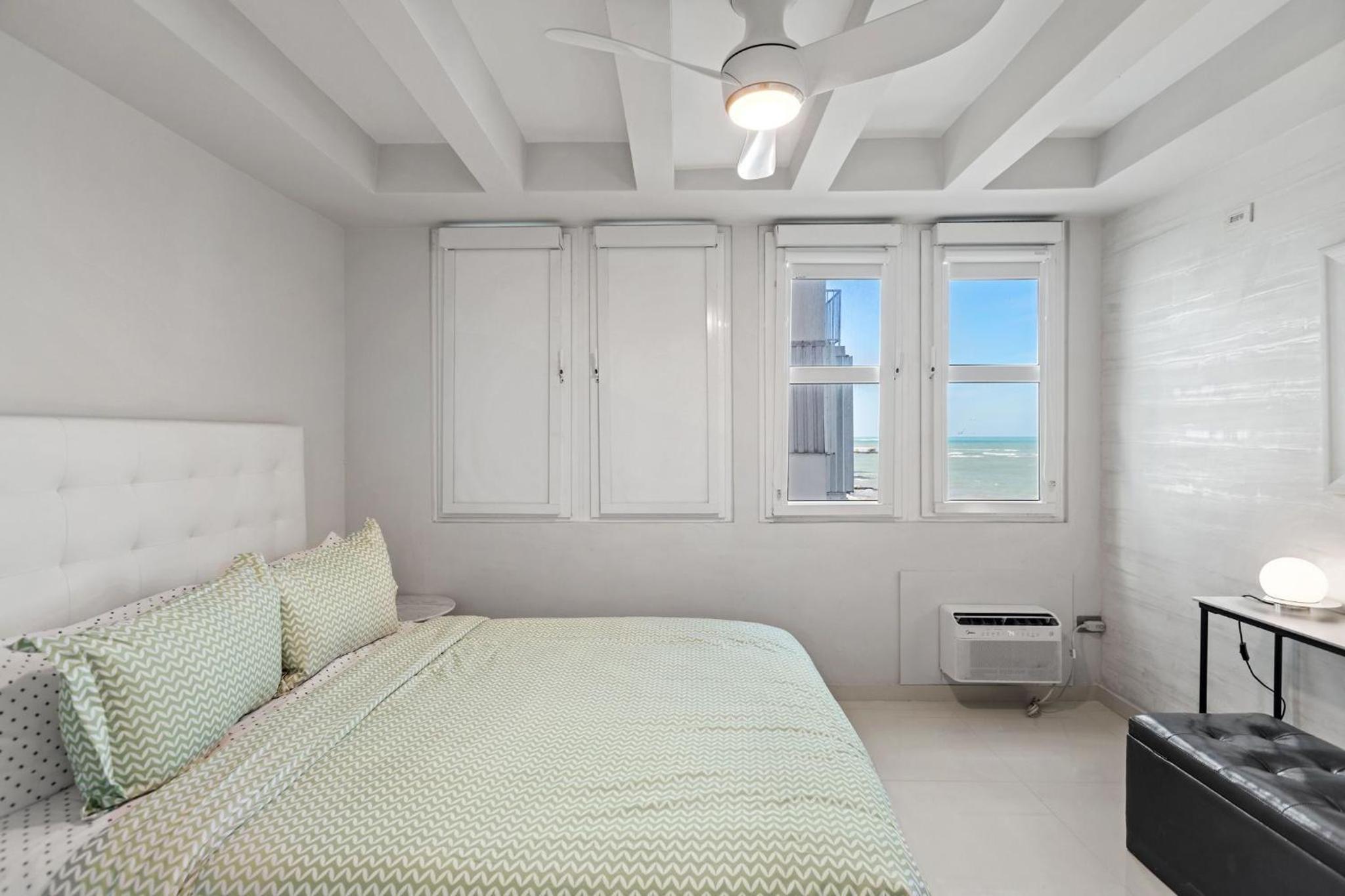Amapola SeaSide Beach Front Apartment