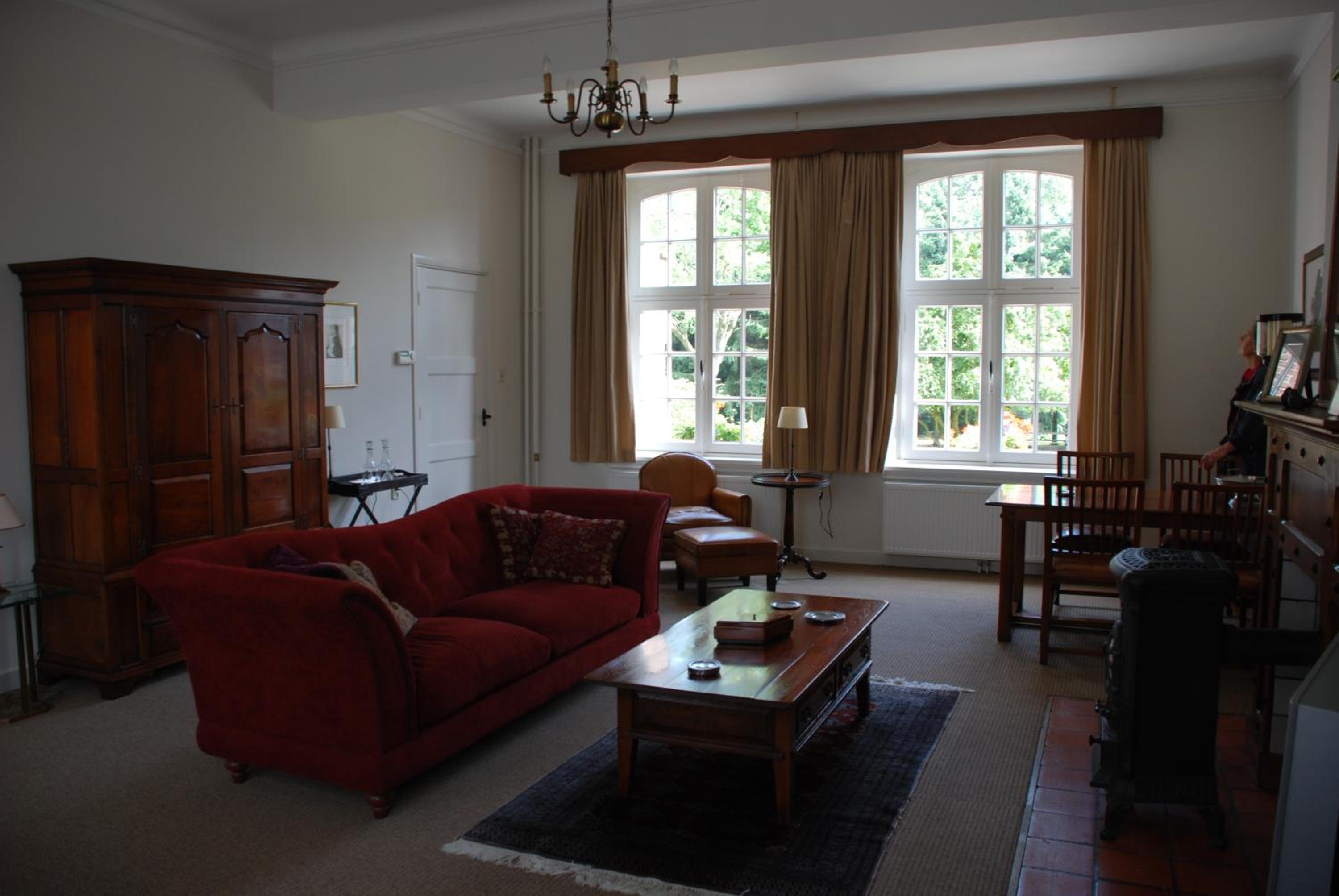 Photo 8
