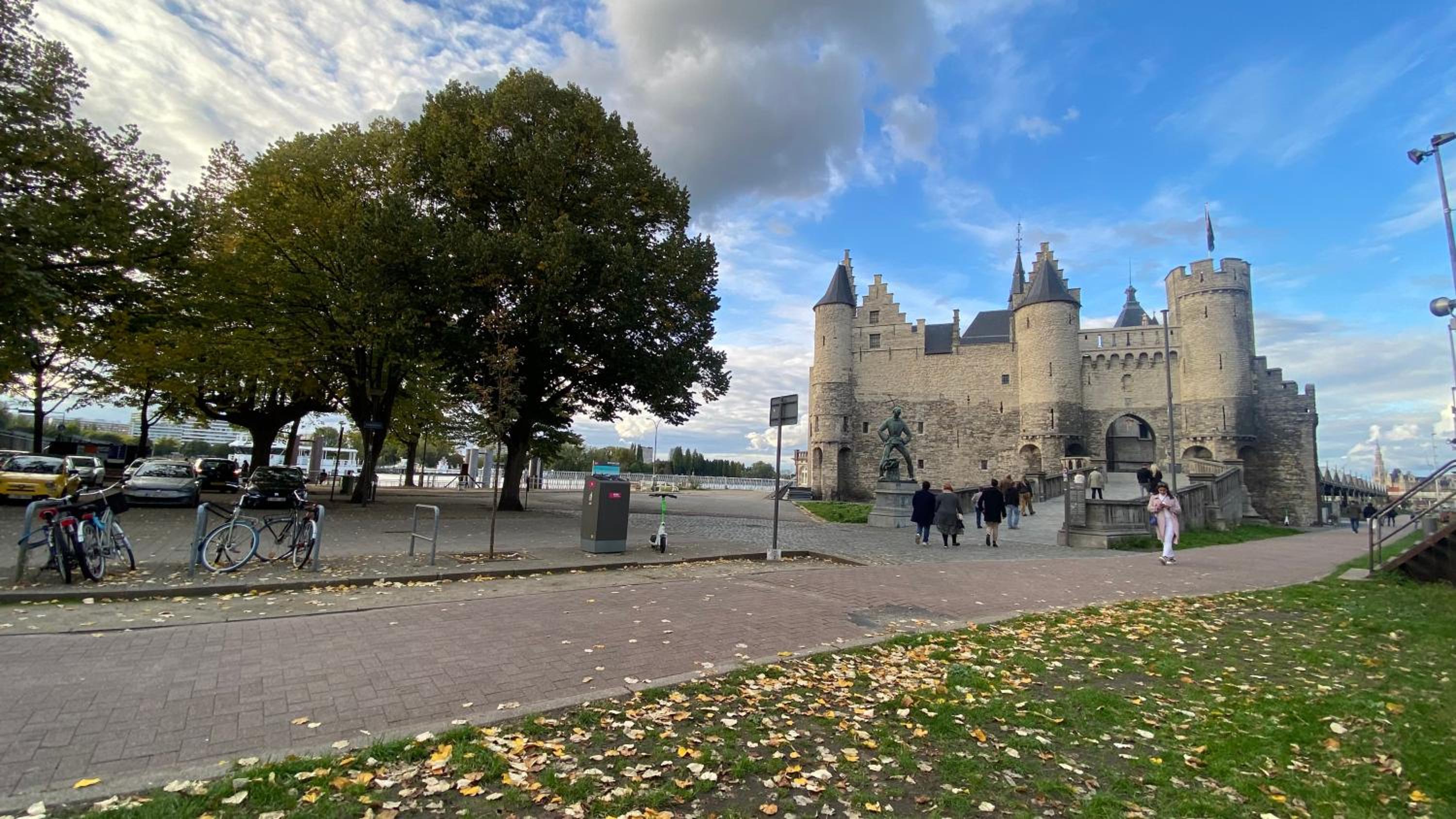 Oneluxstay Antwerp City Centre