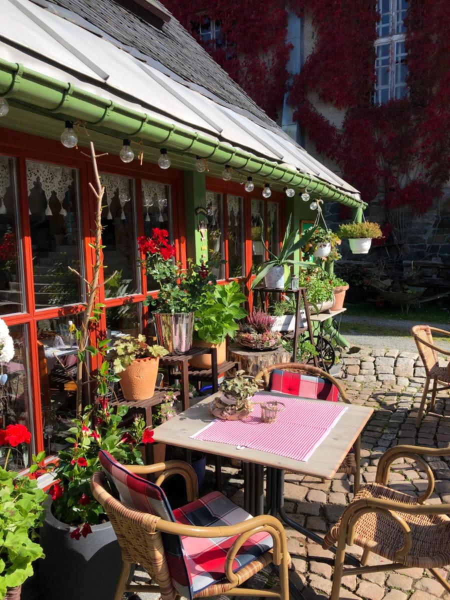 restaurant