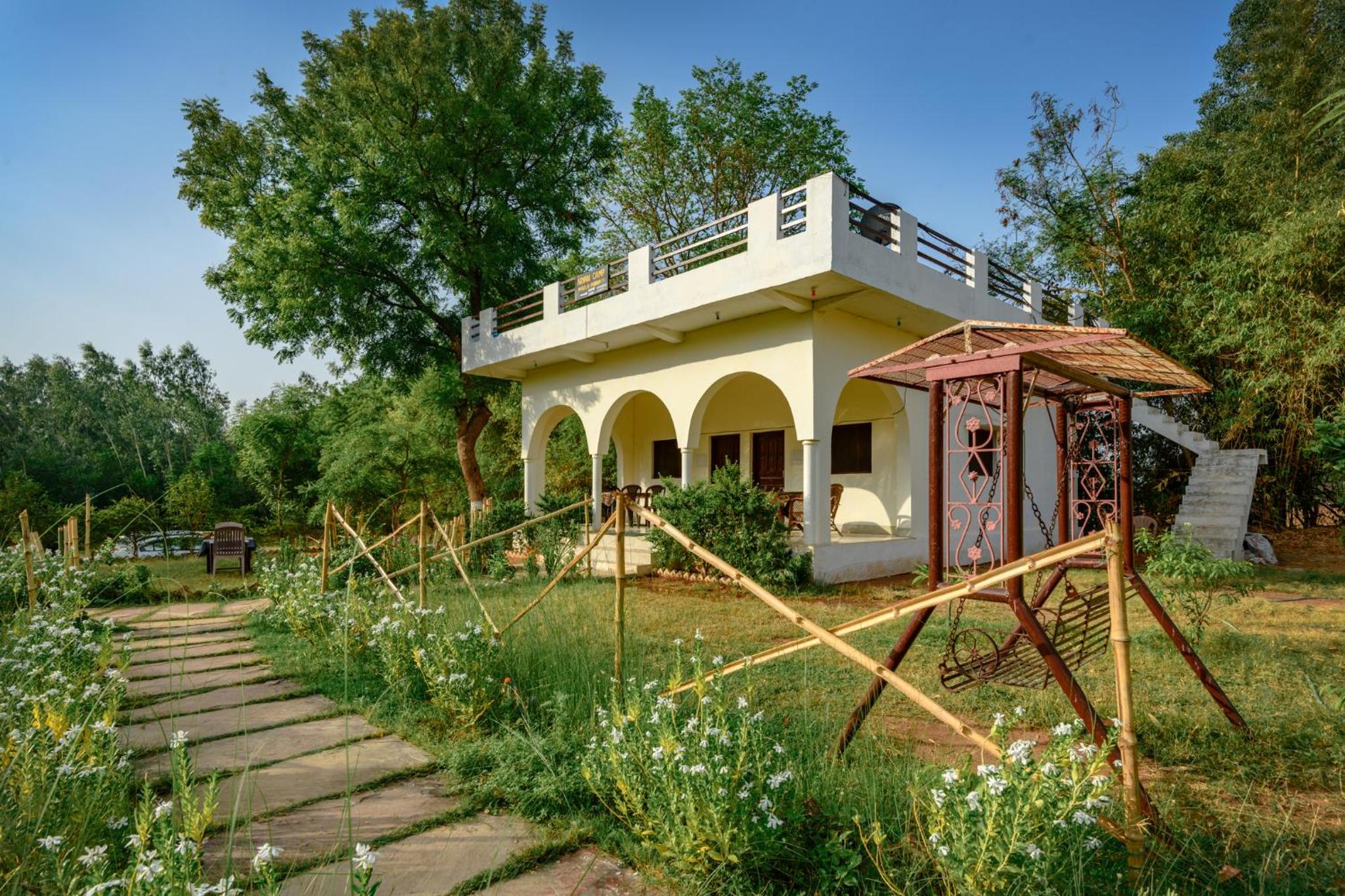 Aryan Camp - RiverView Farmstay, Panna Tiger Reserve, Madla view 4