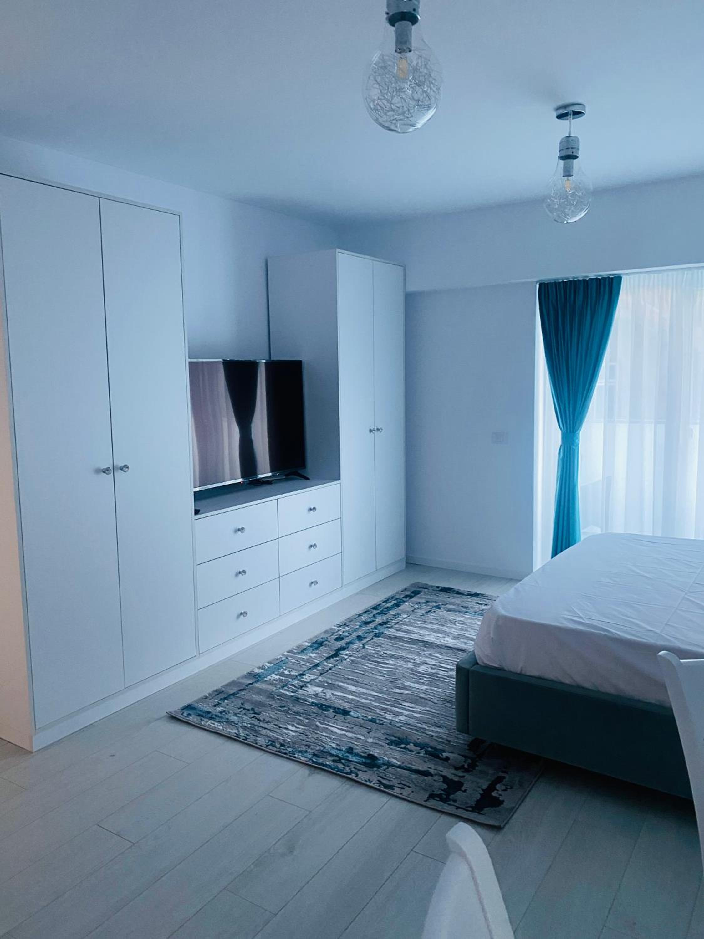 Luxury Prince view 5