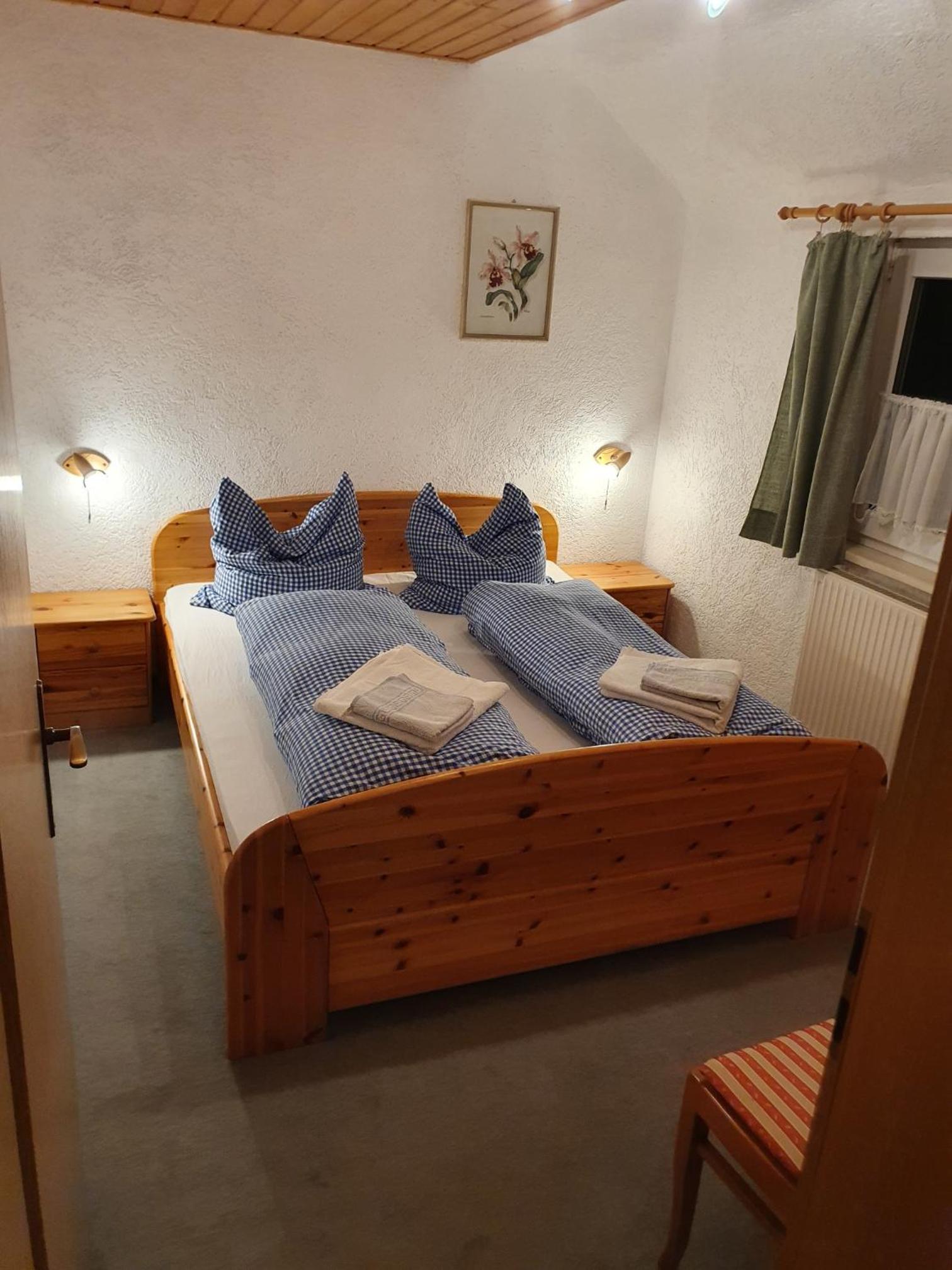 Ferienhaus am Rennsteig-Pension zur Wetterwarte