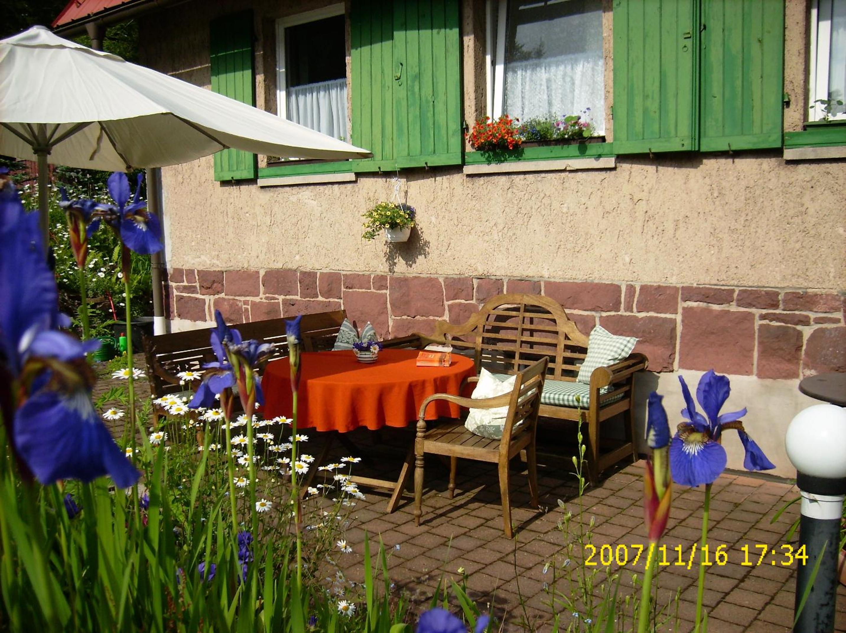 Ferienhaus am Rennsteig-Pension zur Wetterwarte
