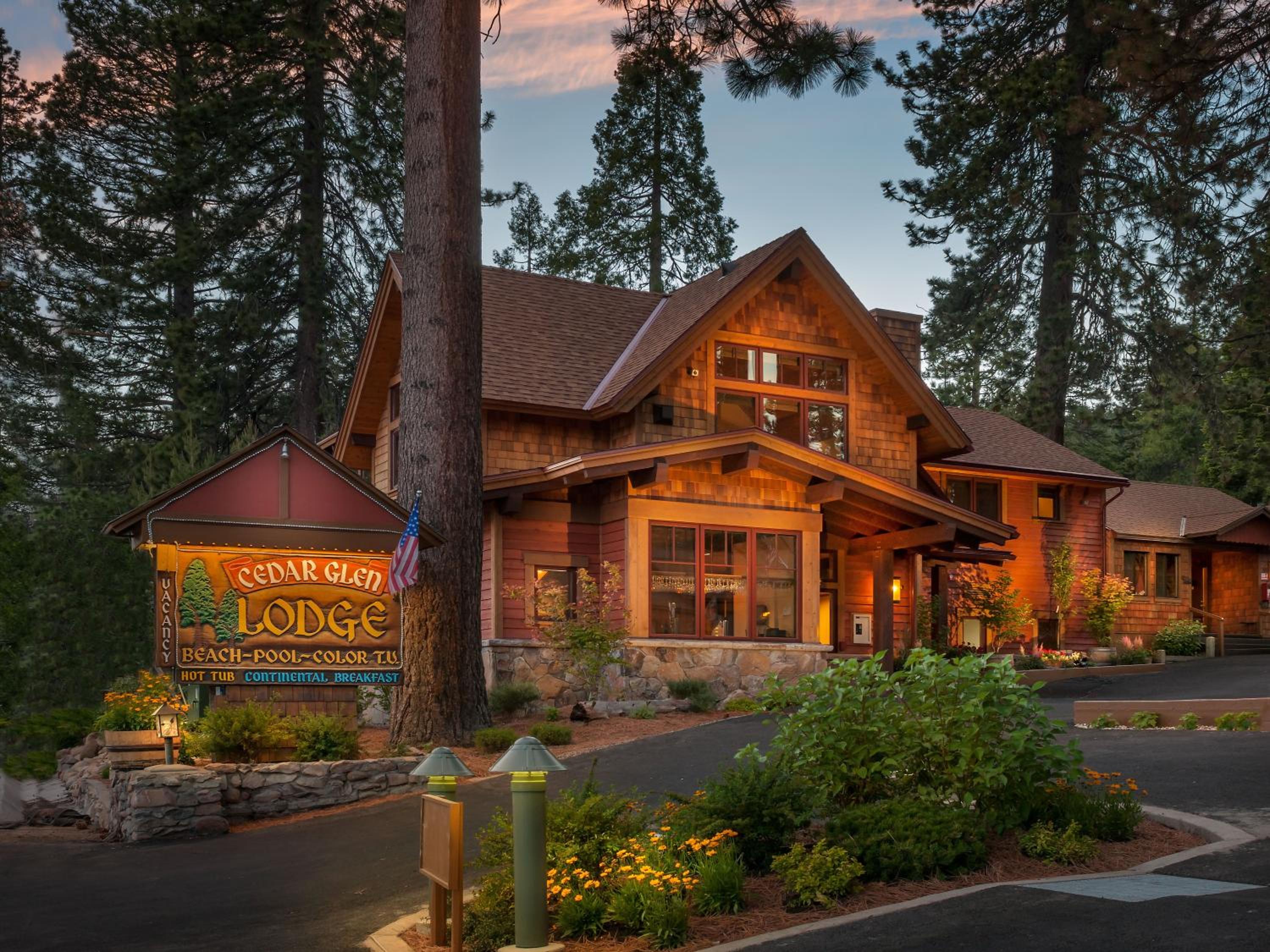 Cedar Glen Lodge - Property Image 1