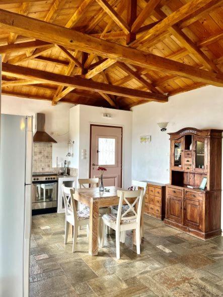 Lithea Villas and Studios by the Sea