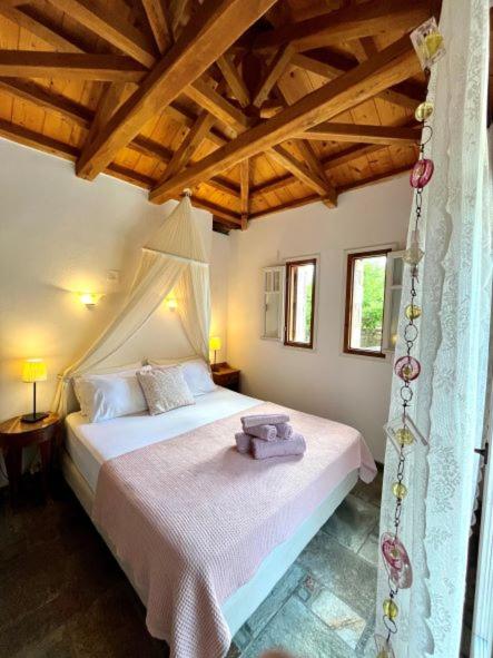 Lithea Villas and Studios by the Sea