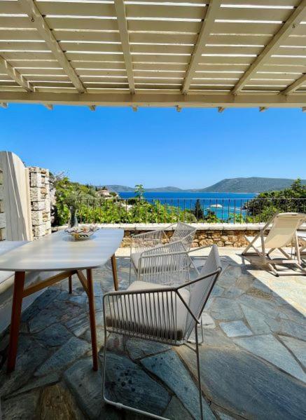 Lithea Villas and Studios by the Sea