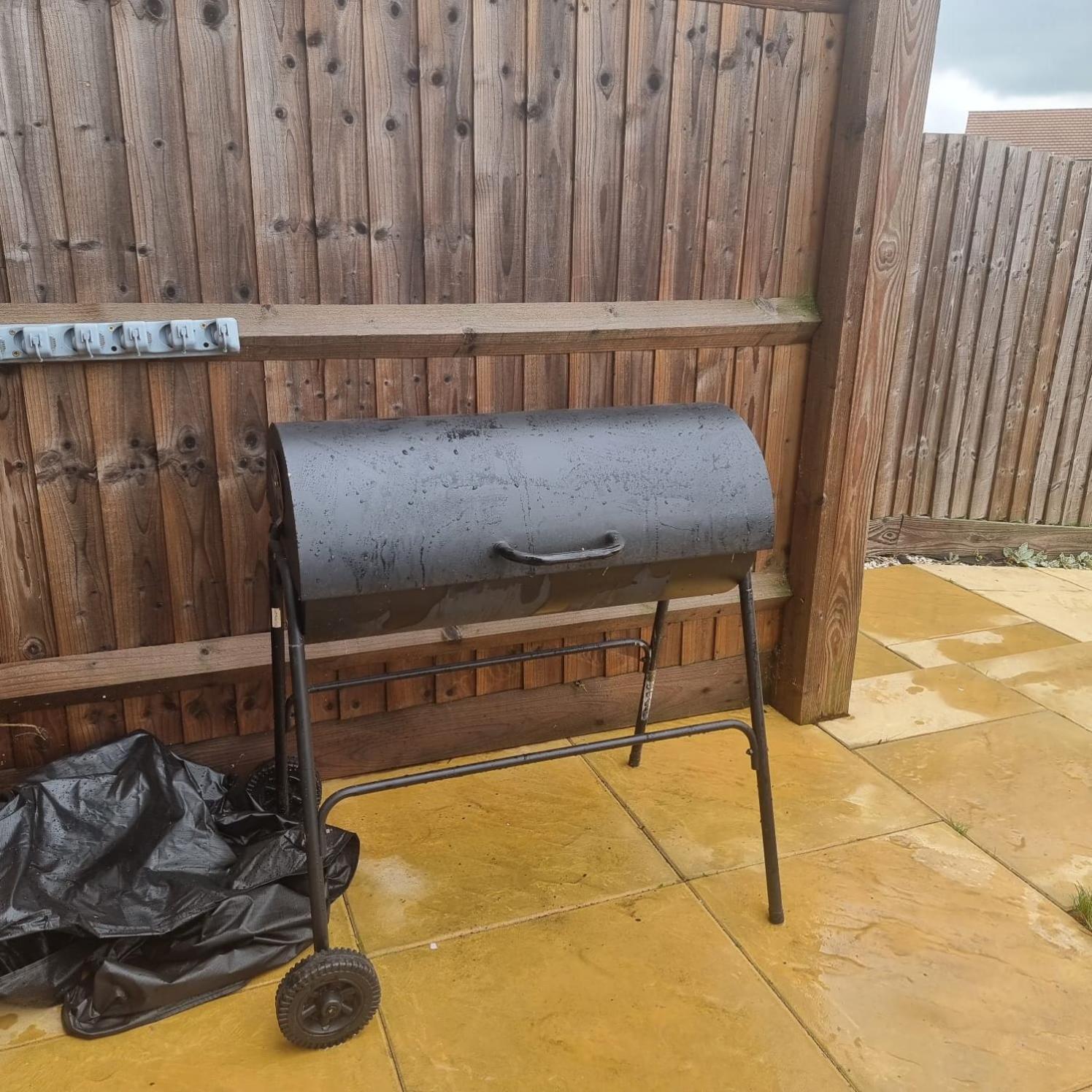 Modern 3bedroom house with Netflix & 2Driveway parking
