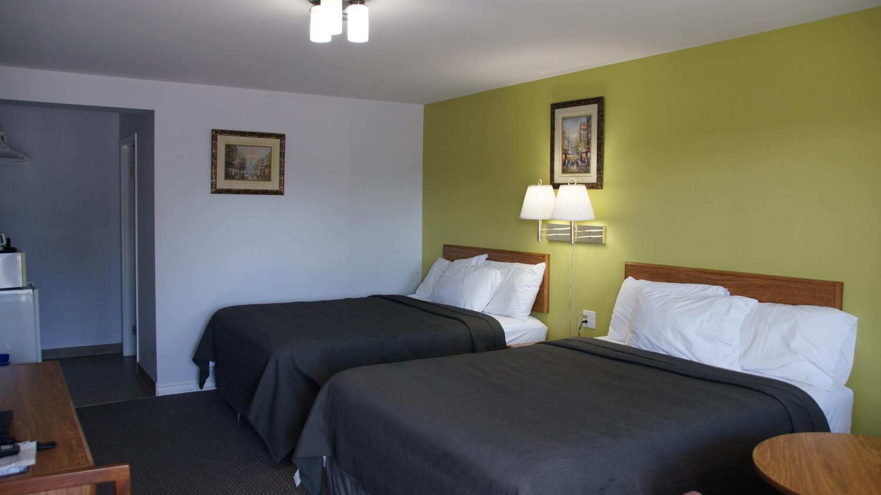 Robyn's Motel