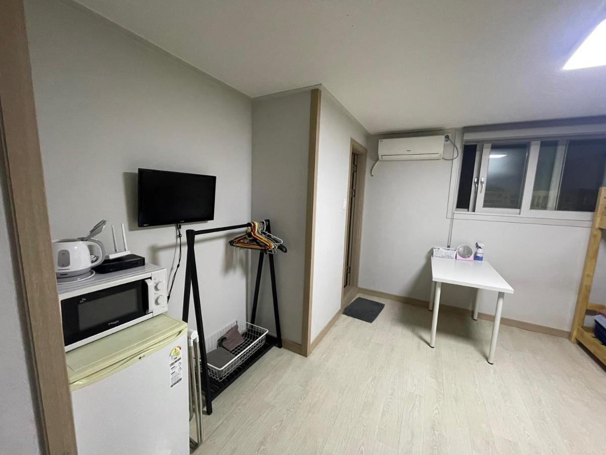 Twin Rabbit Guesthouse