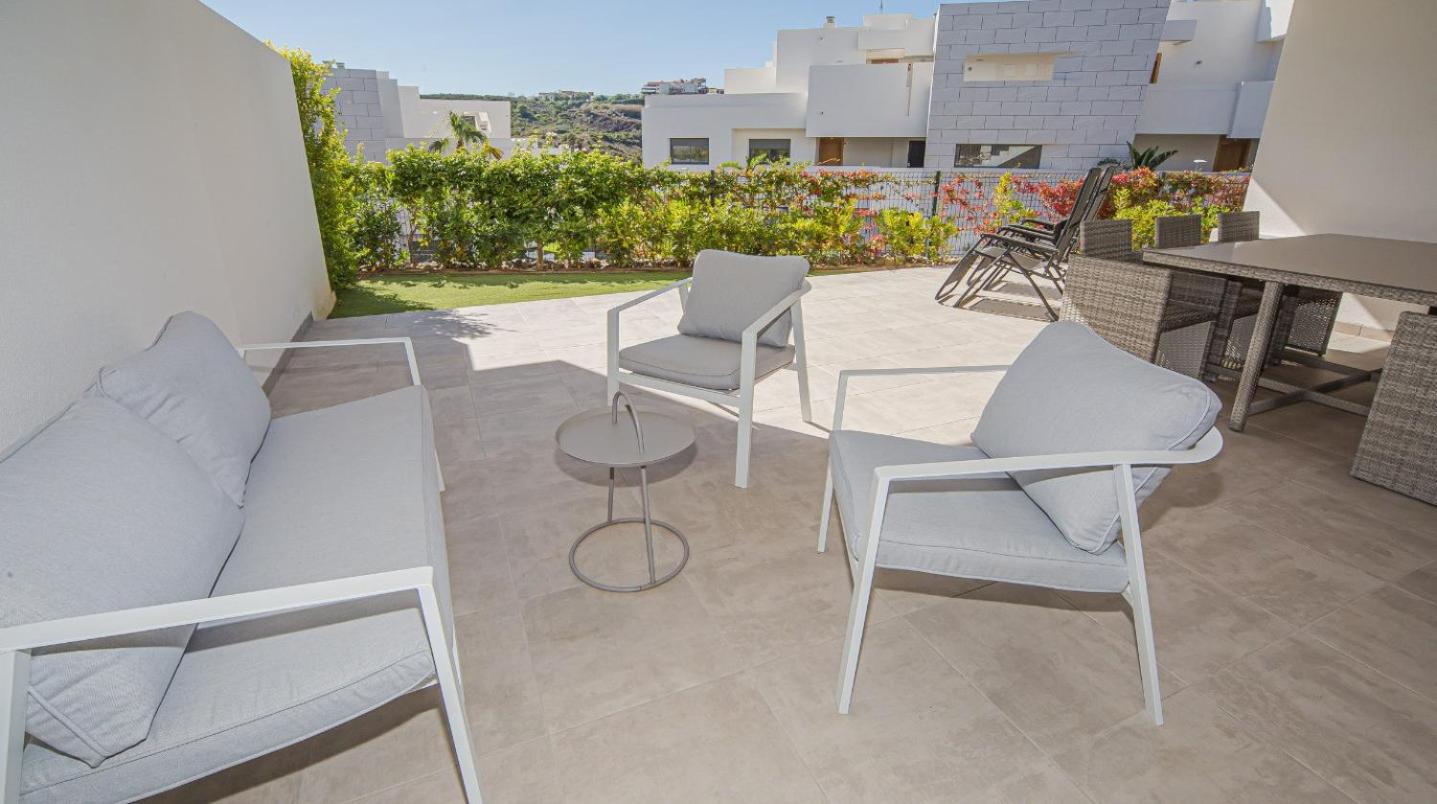CG7 casares green view 3