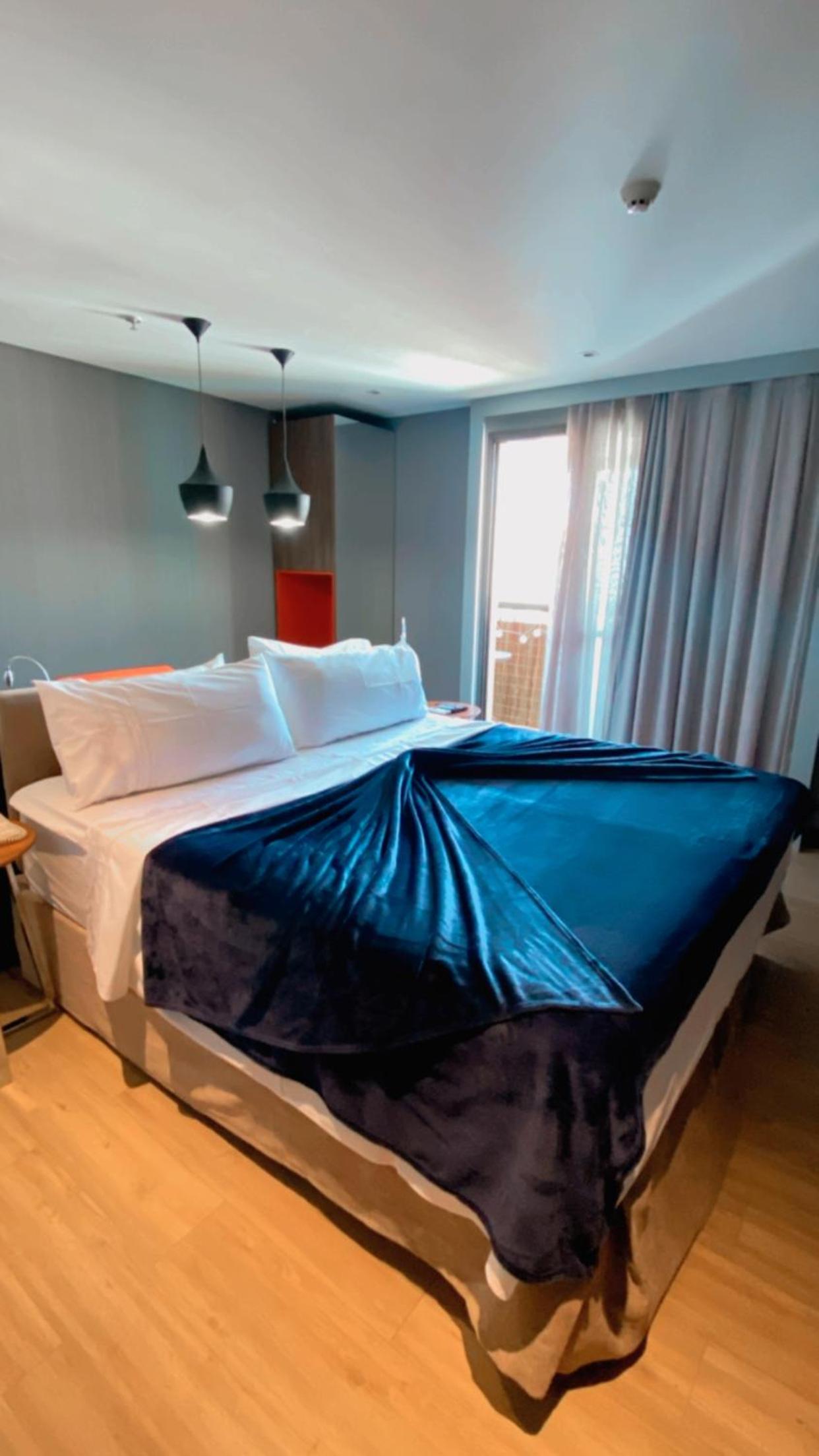 Lindo Flat Part Grand Mercure Varanda aconchegante view 5