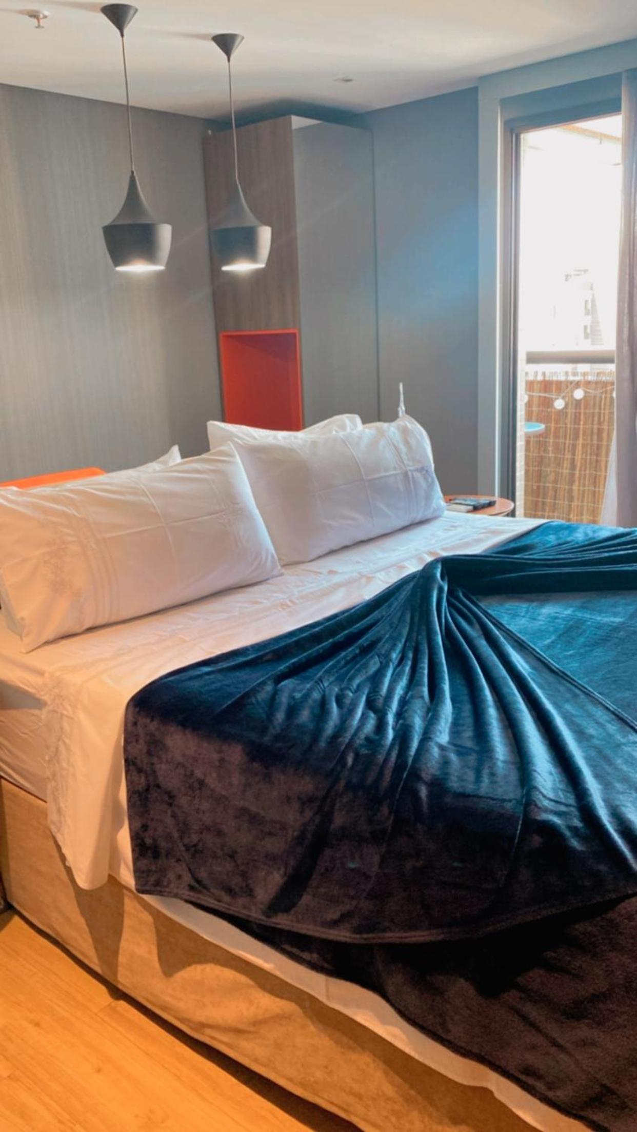 Lindo Flat Part Grand Mercure Varanda aconchegante view 4