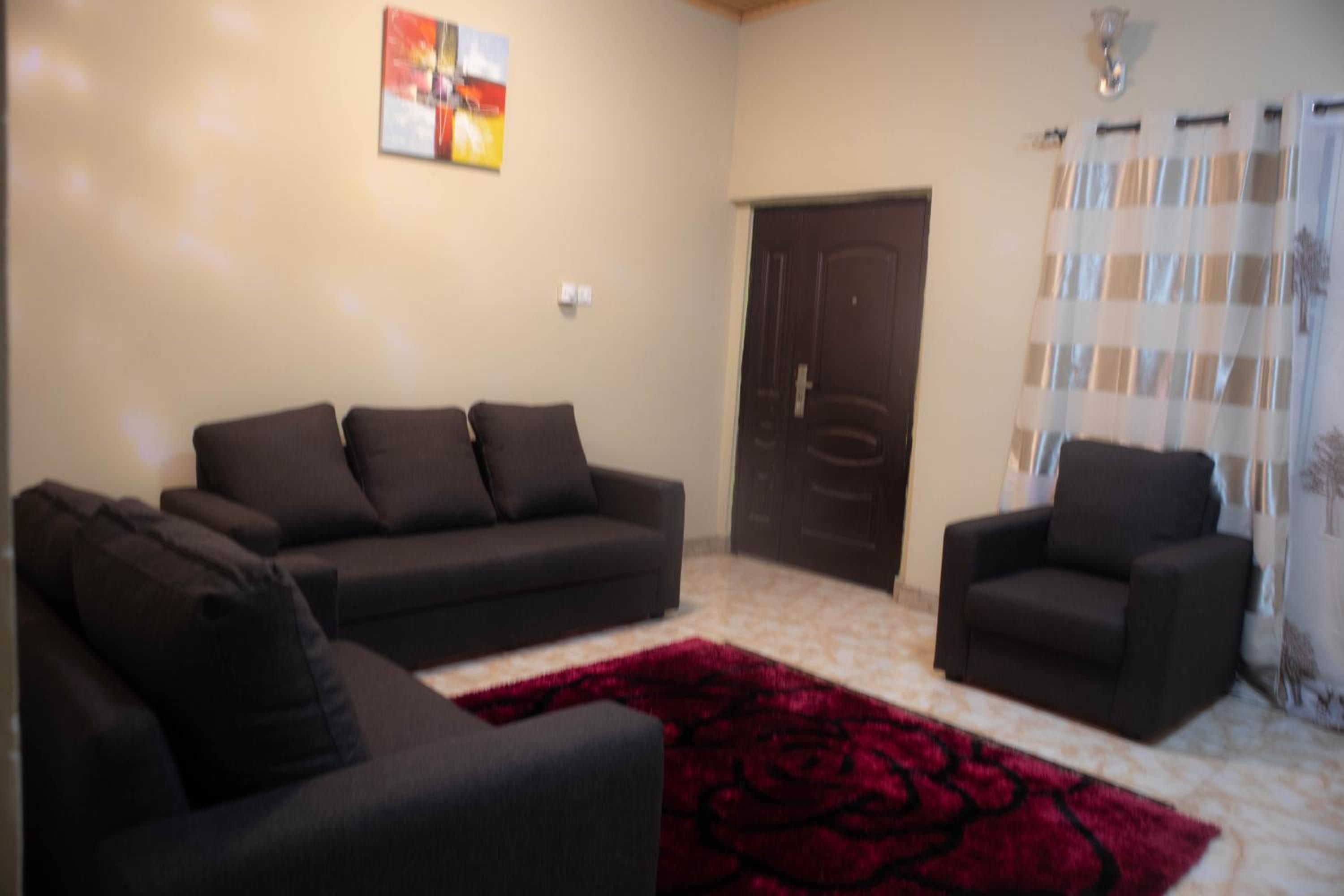 Lurelin Village Apartments