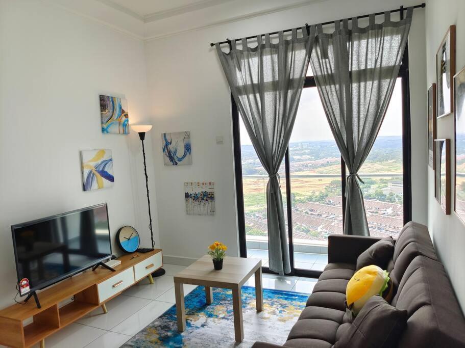 A2603 THE PLATINO NETFLIX PARADIGM MALL By STAY