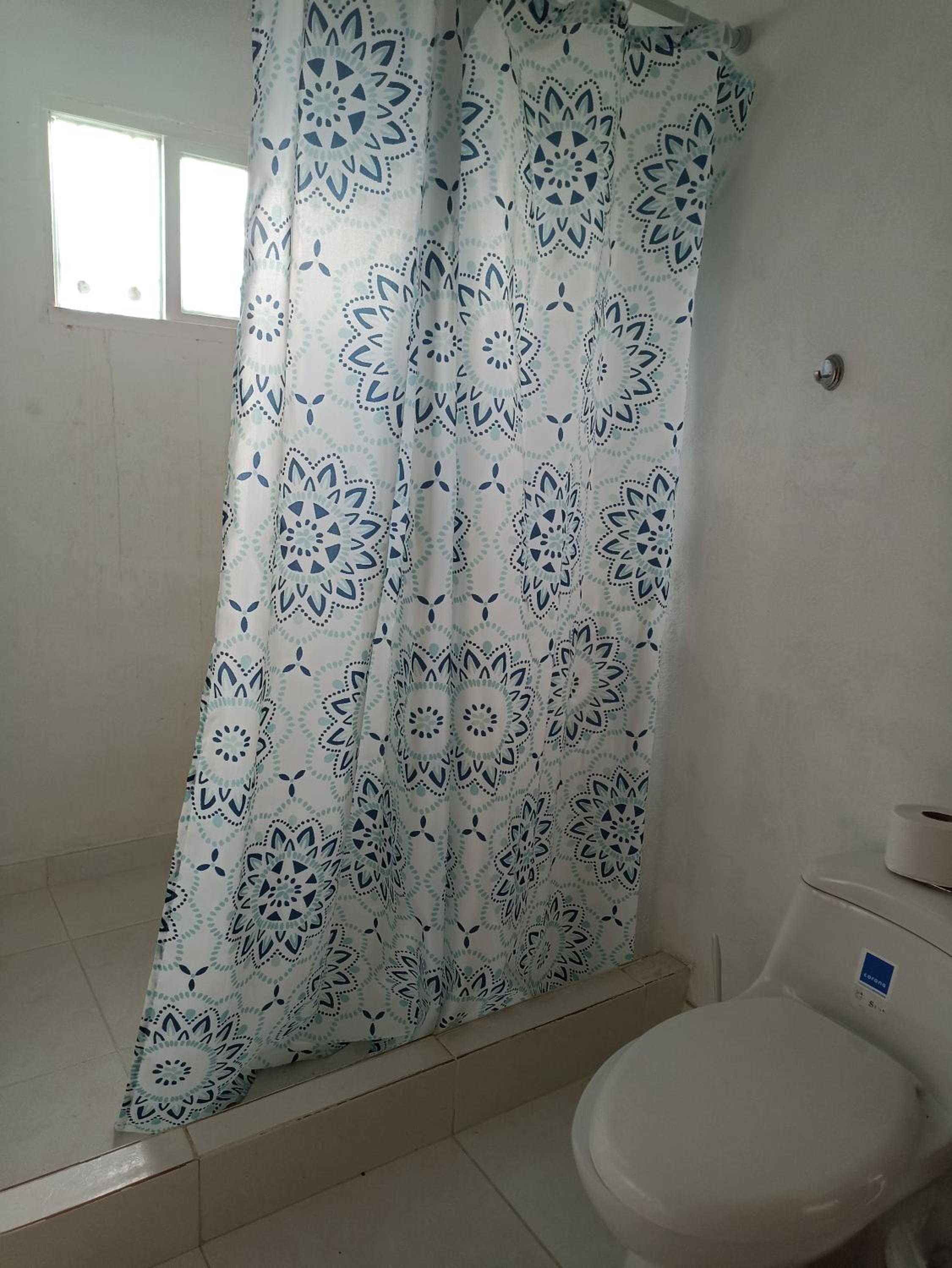 VILLETA, CASA CAMPESTRE CERCA DE PAYANDE
