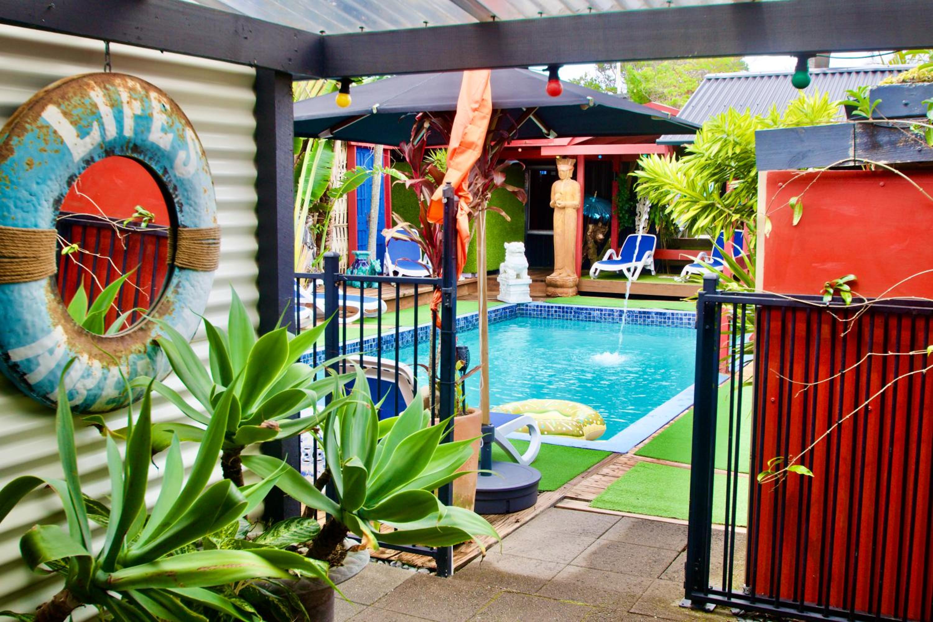 Hideaway Noosa Men Only Beach Resort view 4
