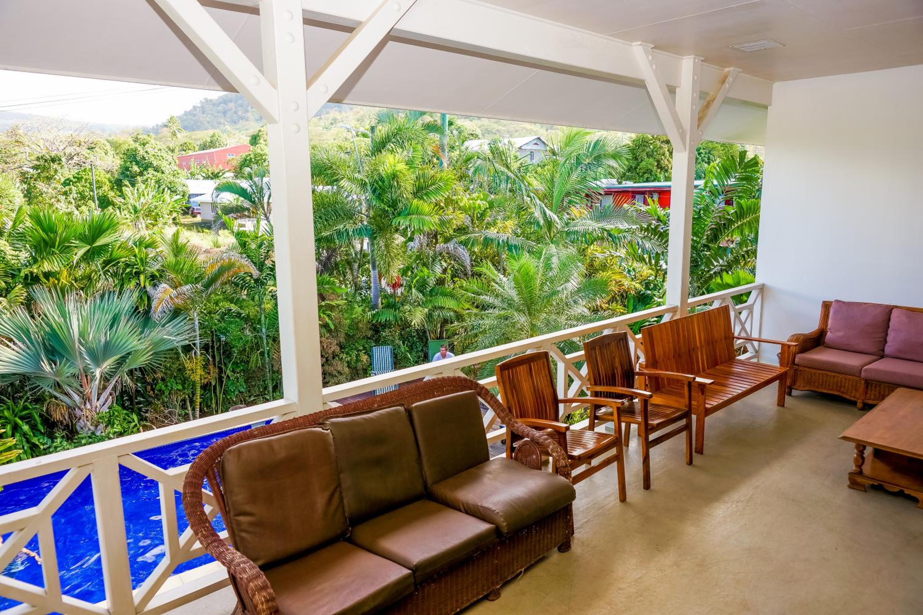 Lynn's Getaway Hotel