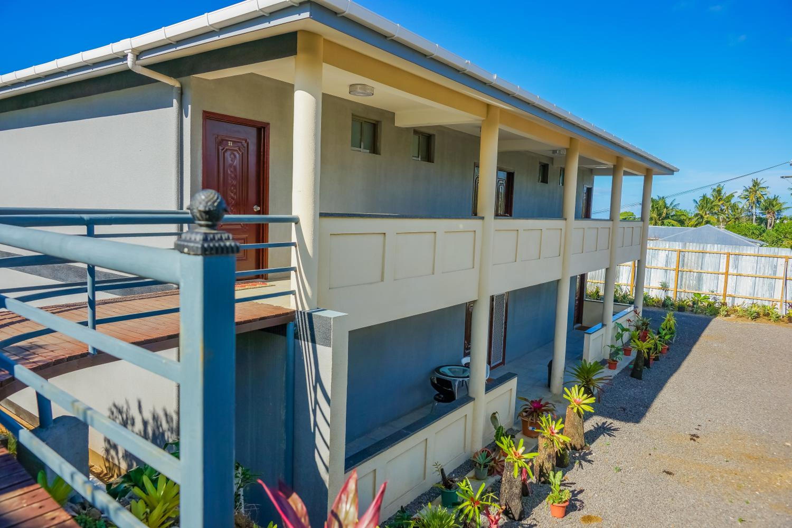Lynn's Getaway Hotel