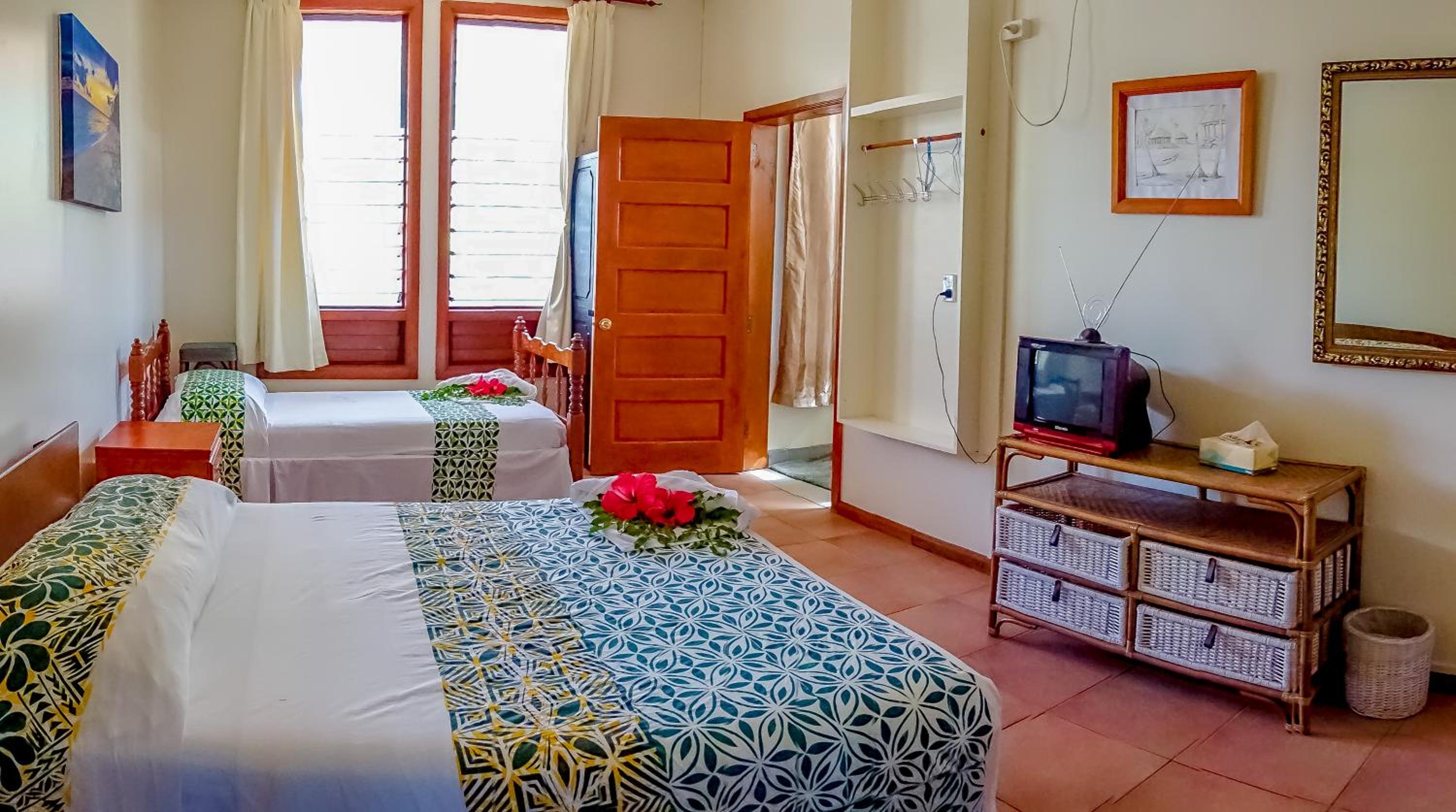 Lynn's Getaway Hotel