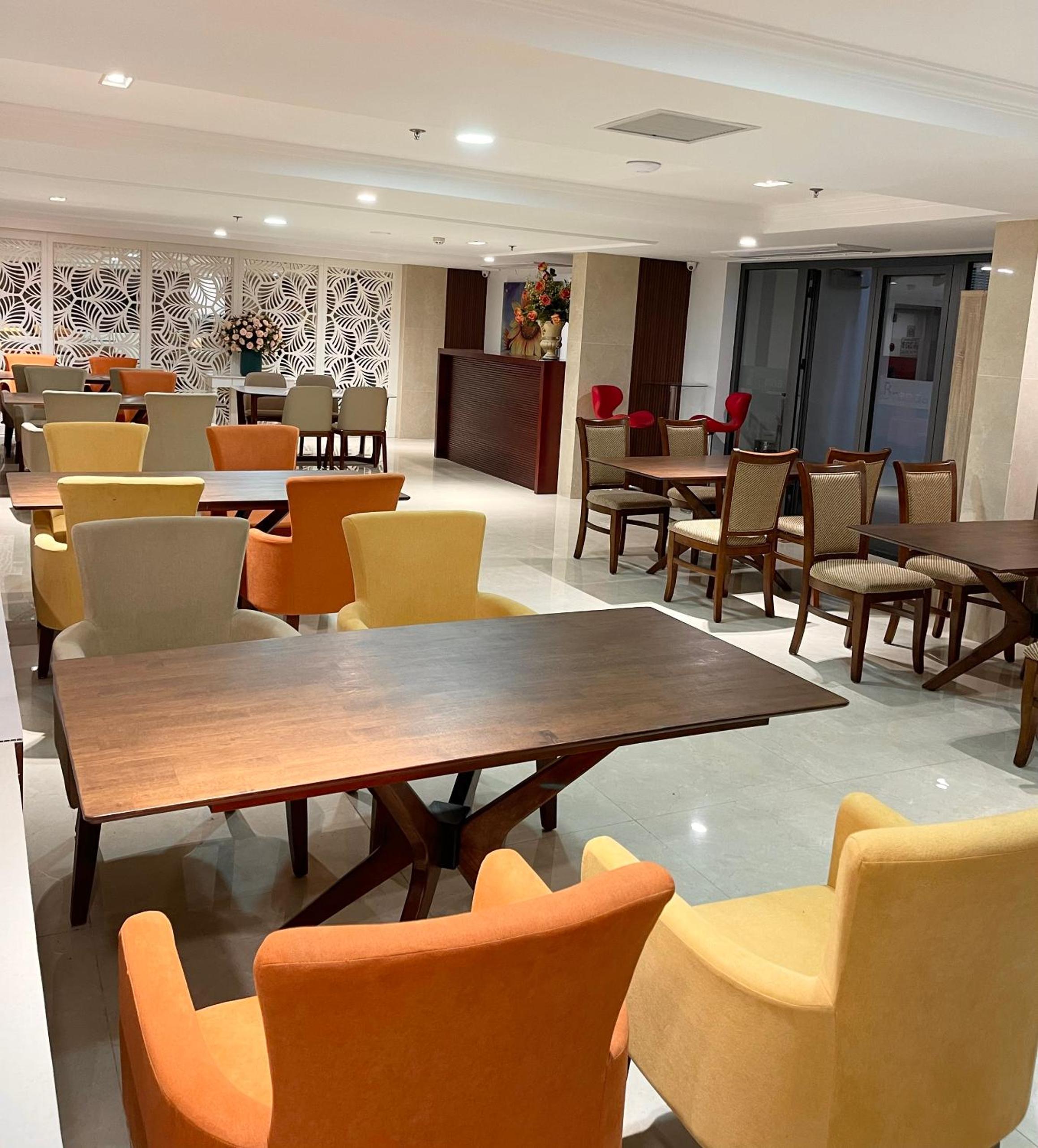 Branda Apartment & Hotel