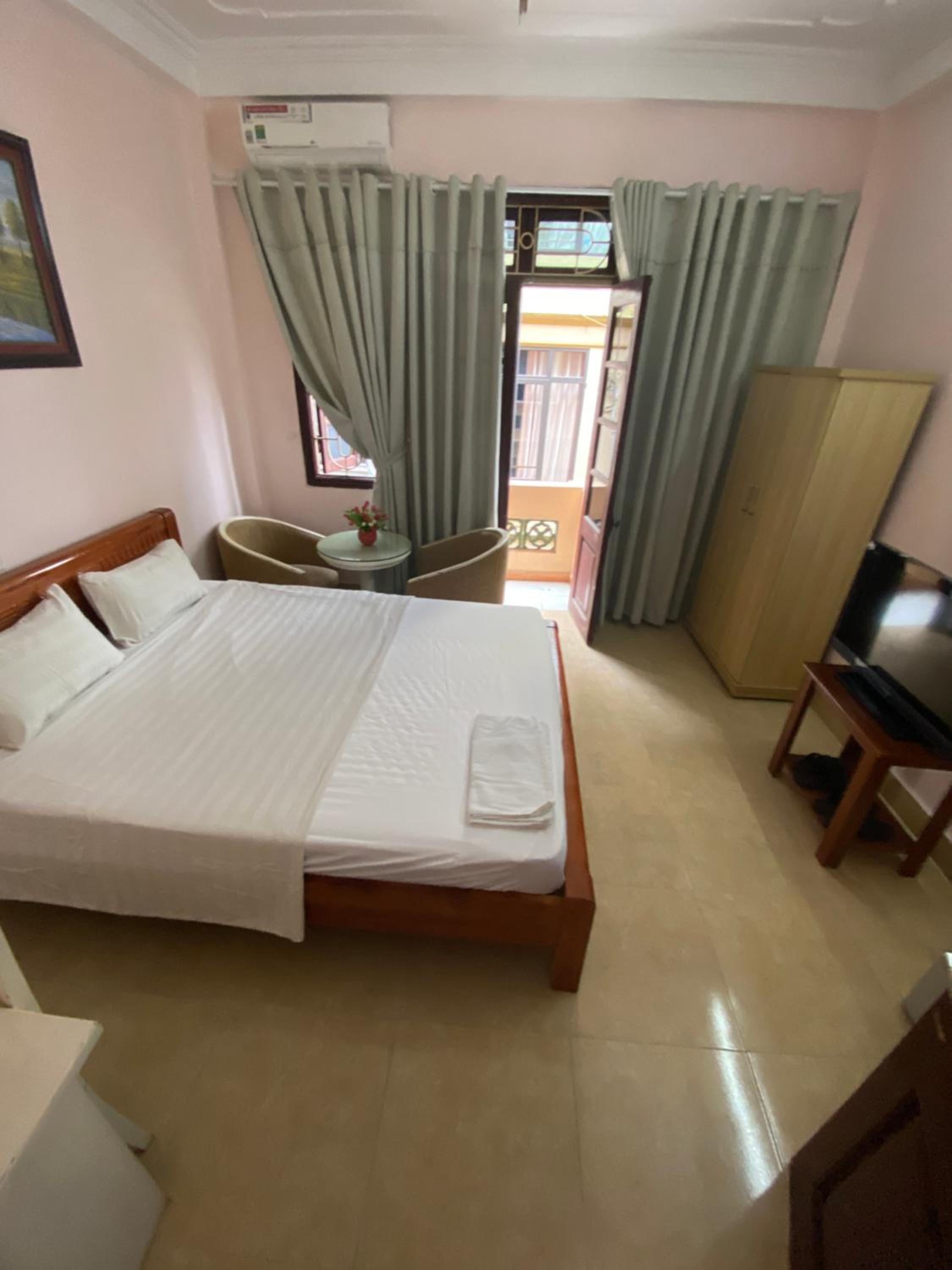Hoàng Kiên Hotel