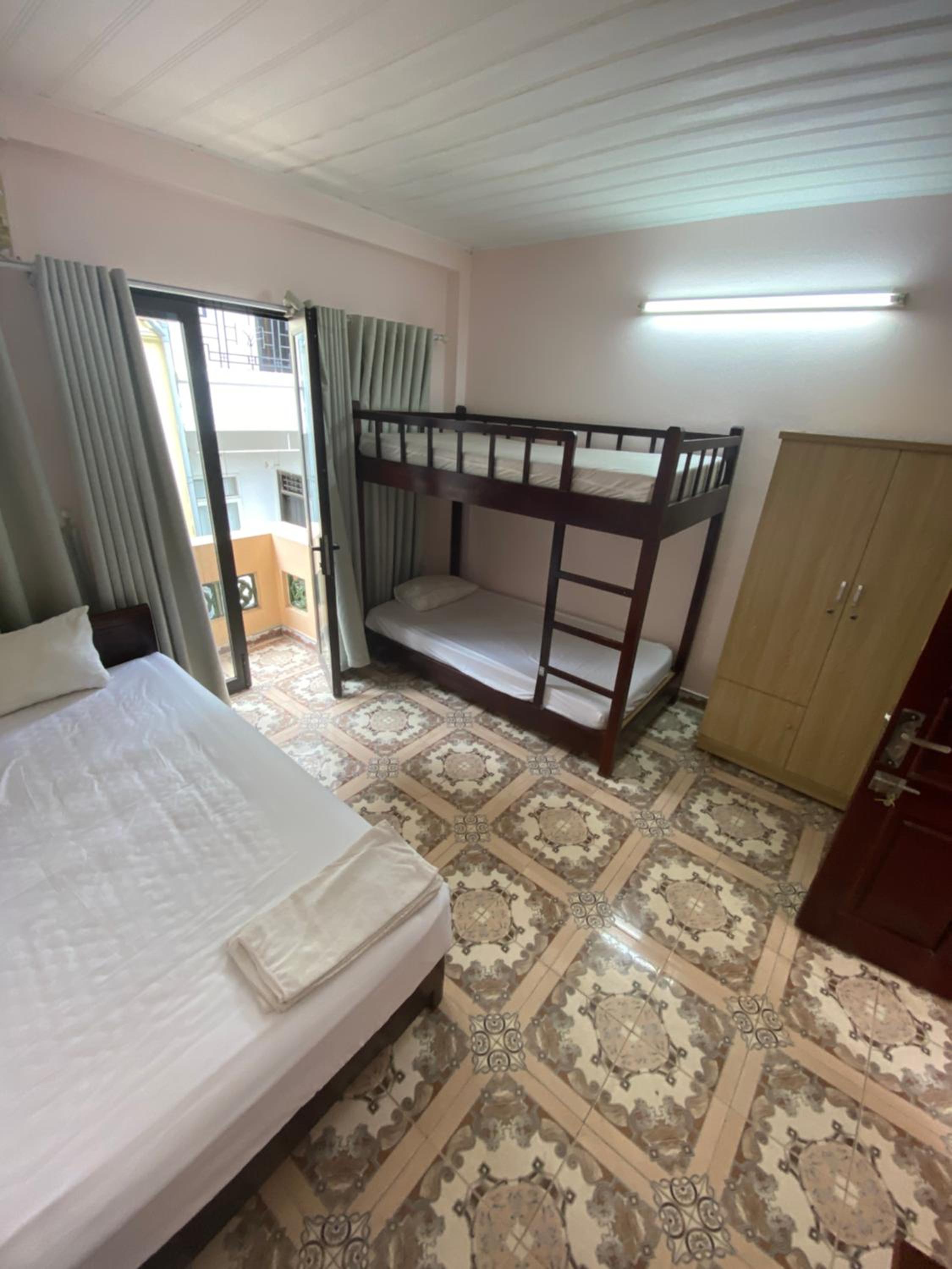 Hoàng Kiên Hotel