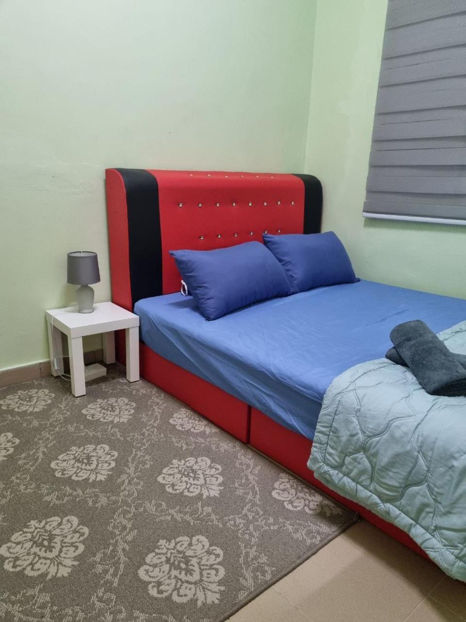 D’Lestari Homestay photo 2