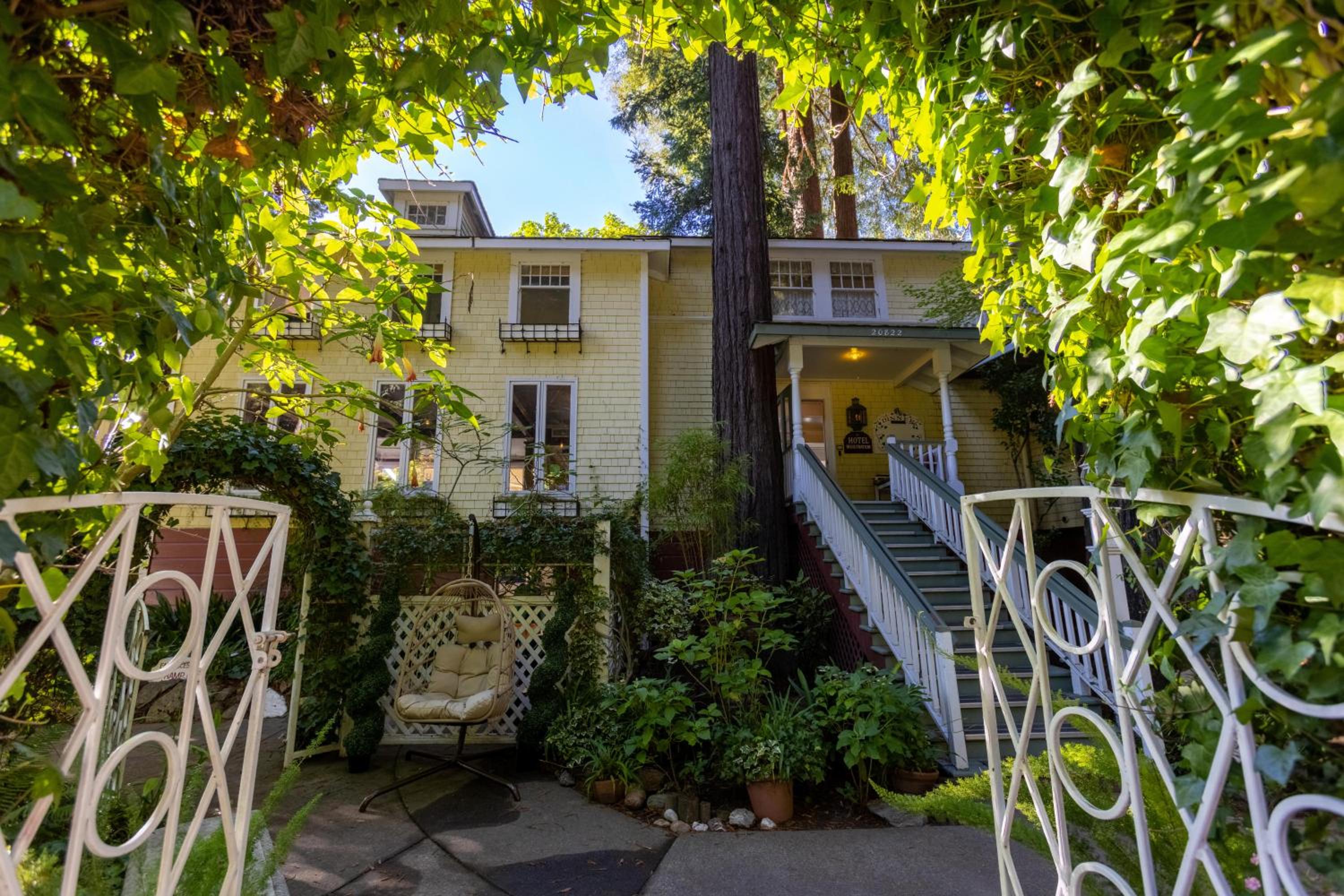 Boho Manor