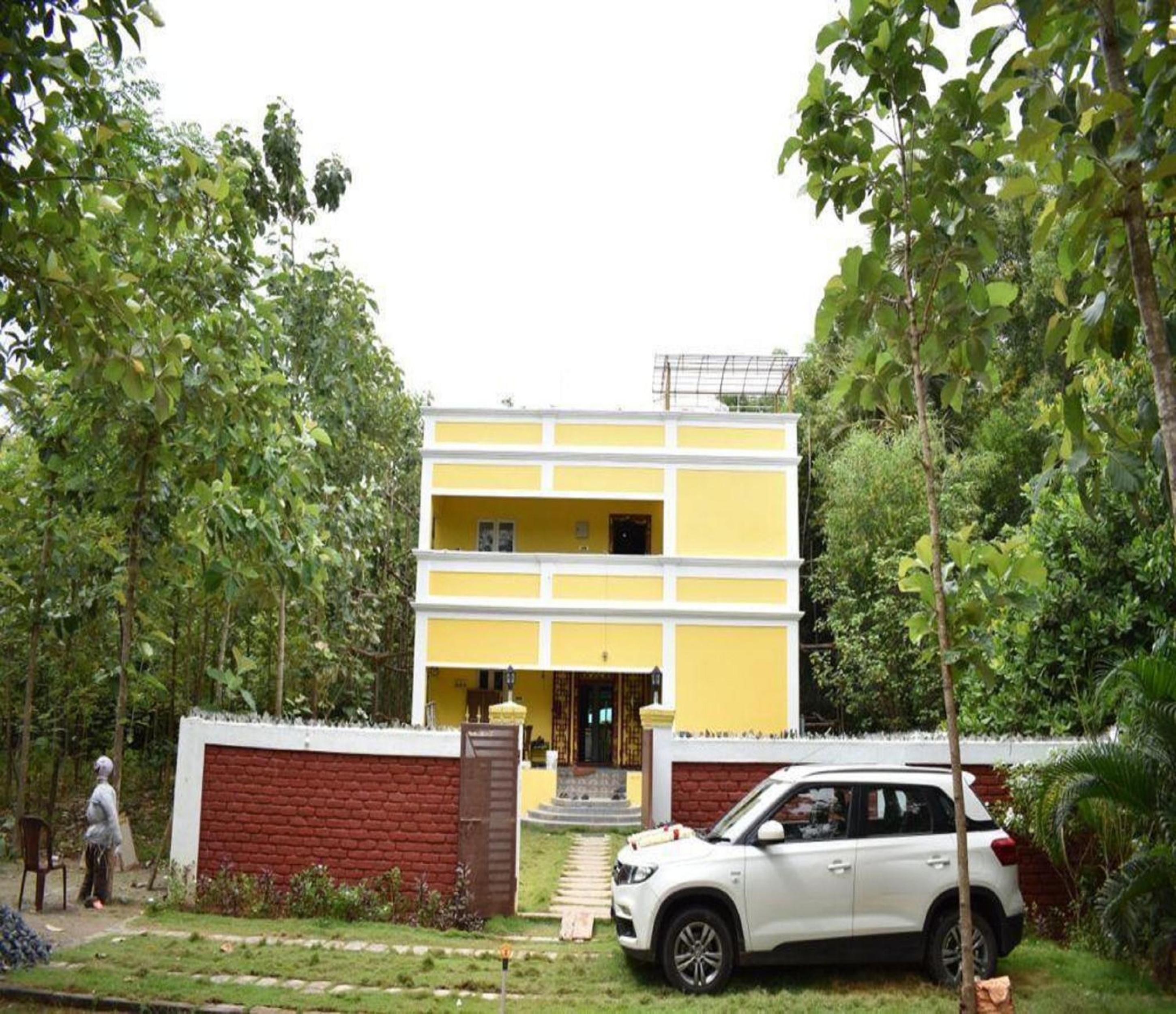 Hotel Orange Orchid 6BHK Private Pool Villa - Image 1