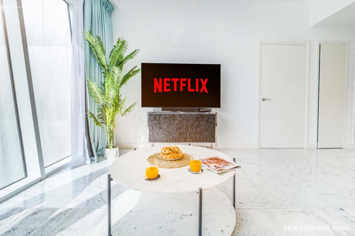 Hotel LUX - The Pad Executive Suite Burj Khalifa View 4 - Image 1