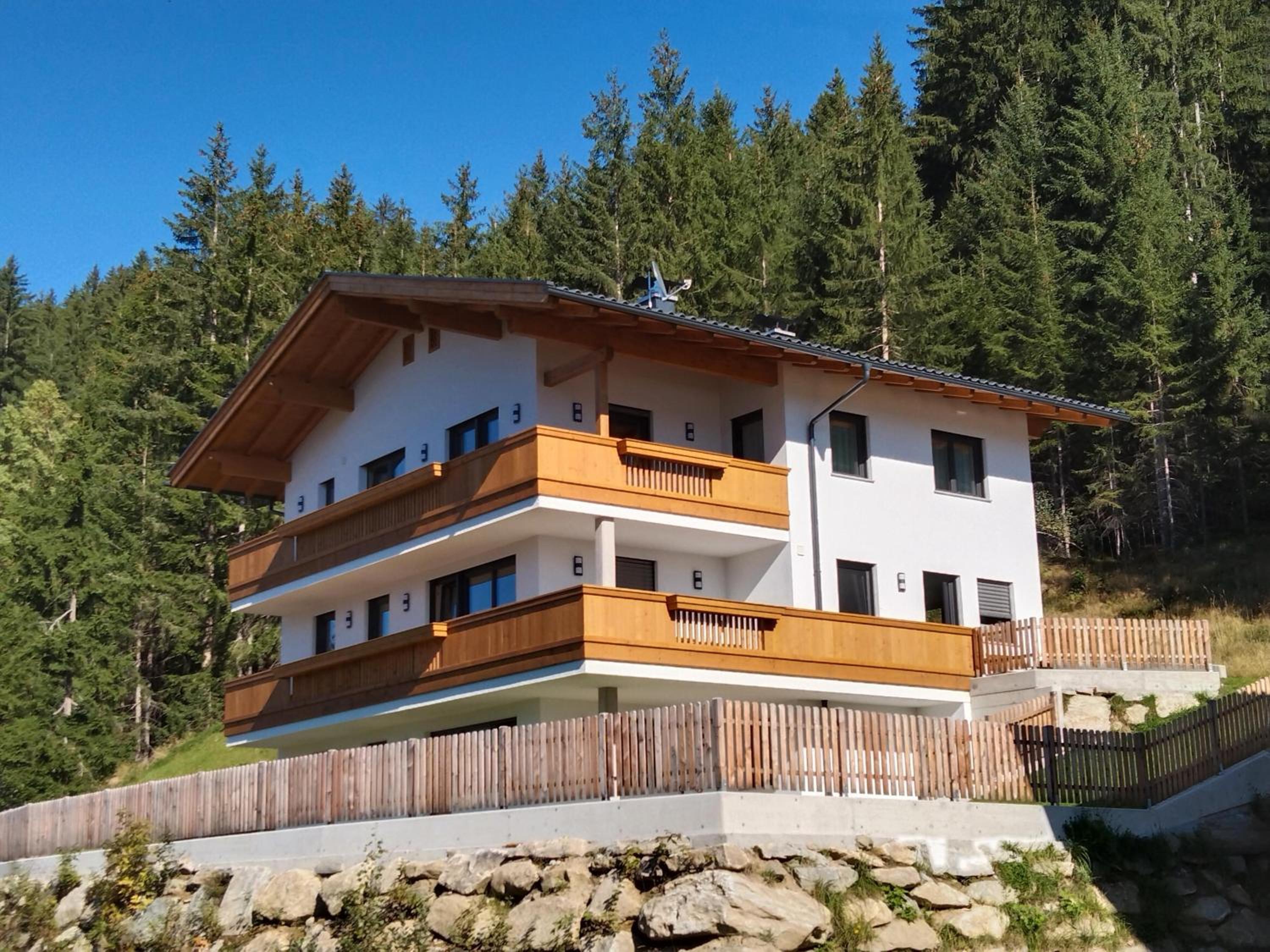 Apart Bergauf view 3
