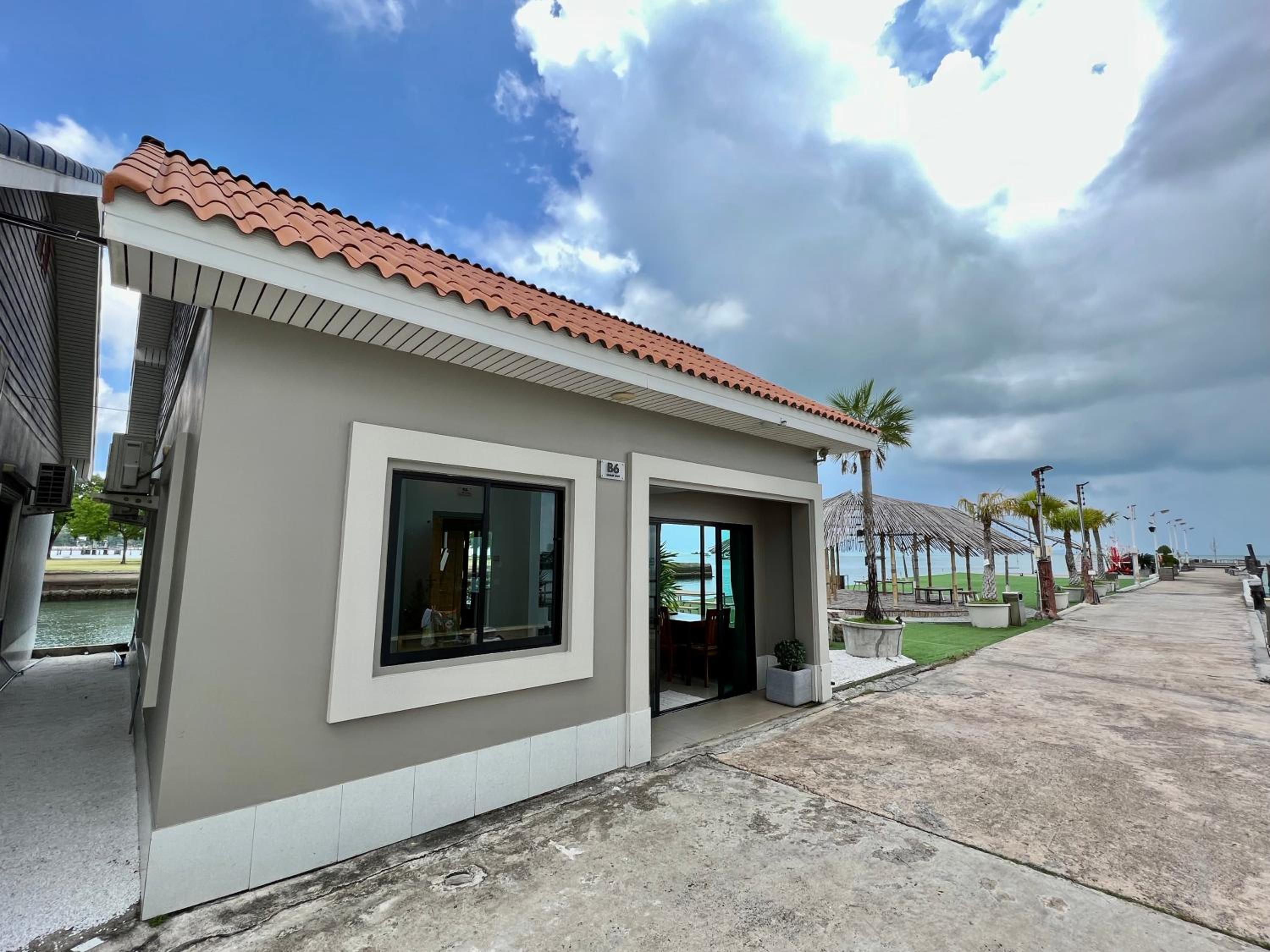 Baan Tah On The Sea