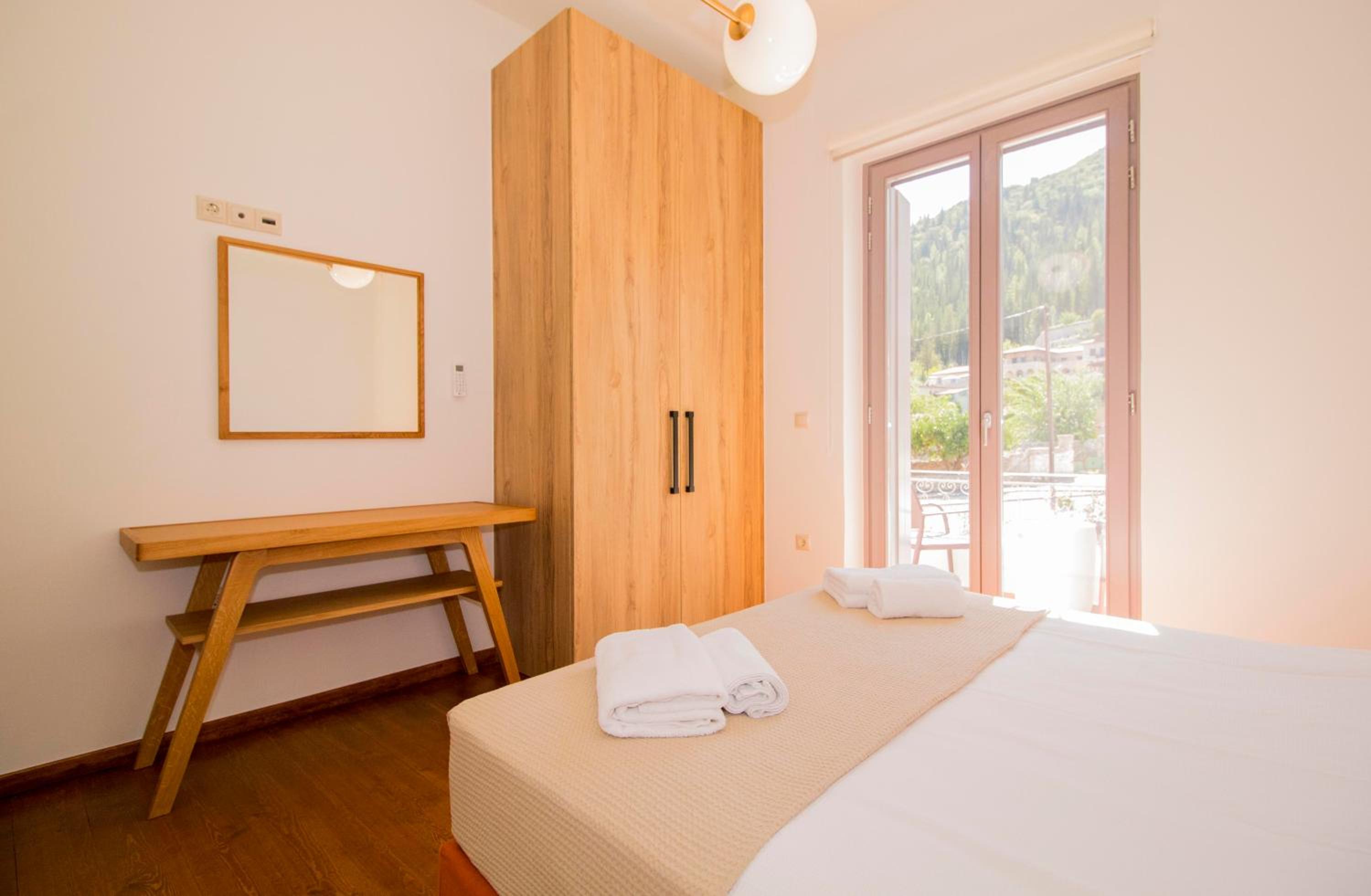 Mystras 2 Residences Upper and Ground Floor