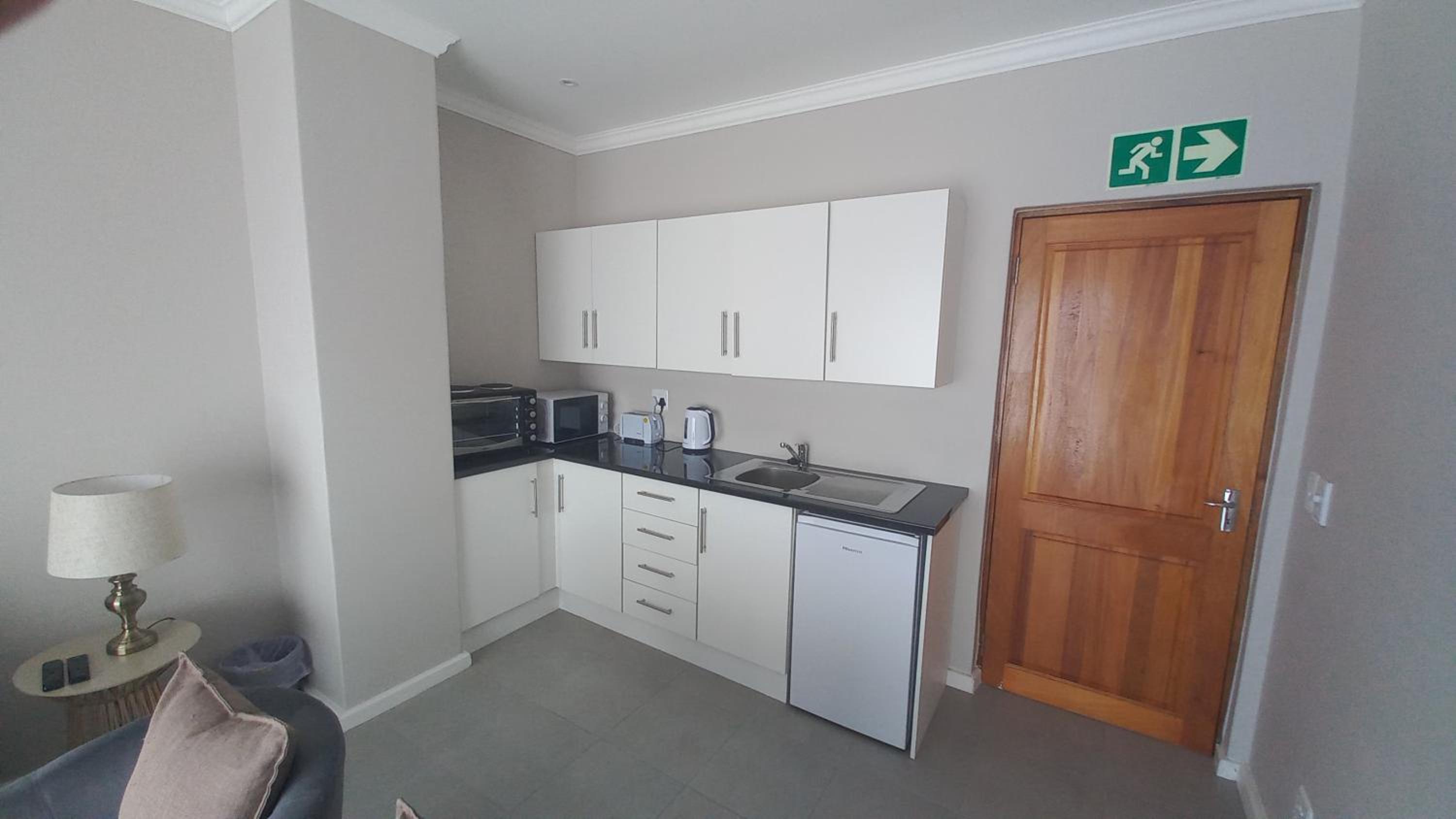 Phoenix Lodge and Waterside Accommodation
