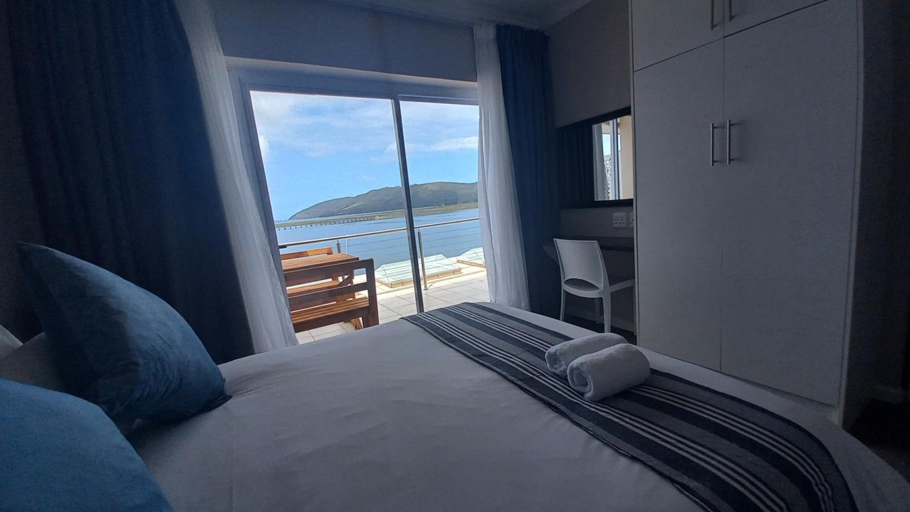 Phoenix Lodge and Waterside Accommodation
